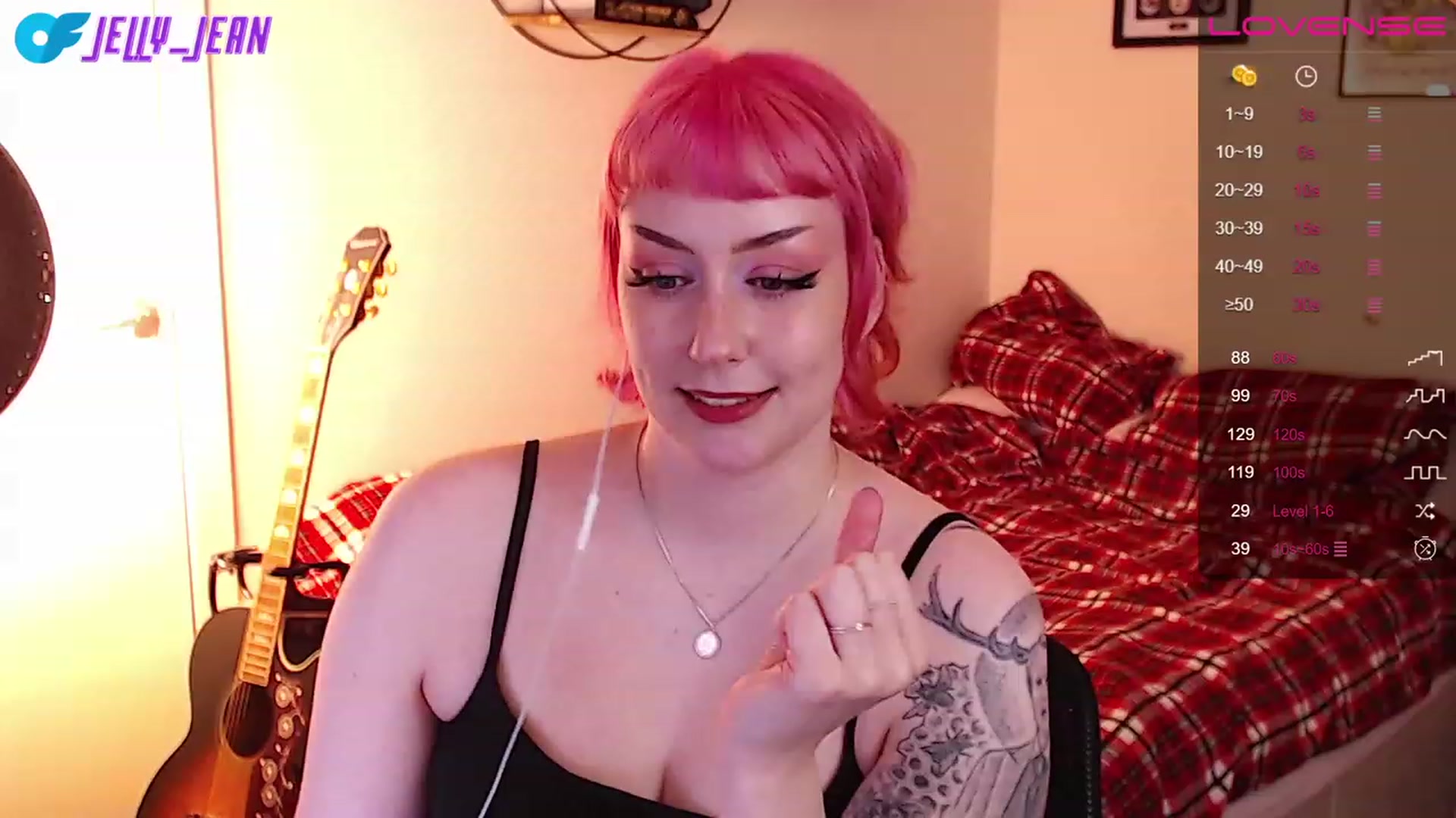 Gallery image thumbnail from Jelly_Jean's myfreecams stream on, 07/29/2023, 16:33 image 12 of 20
