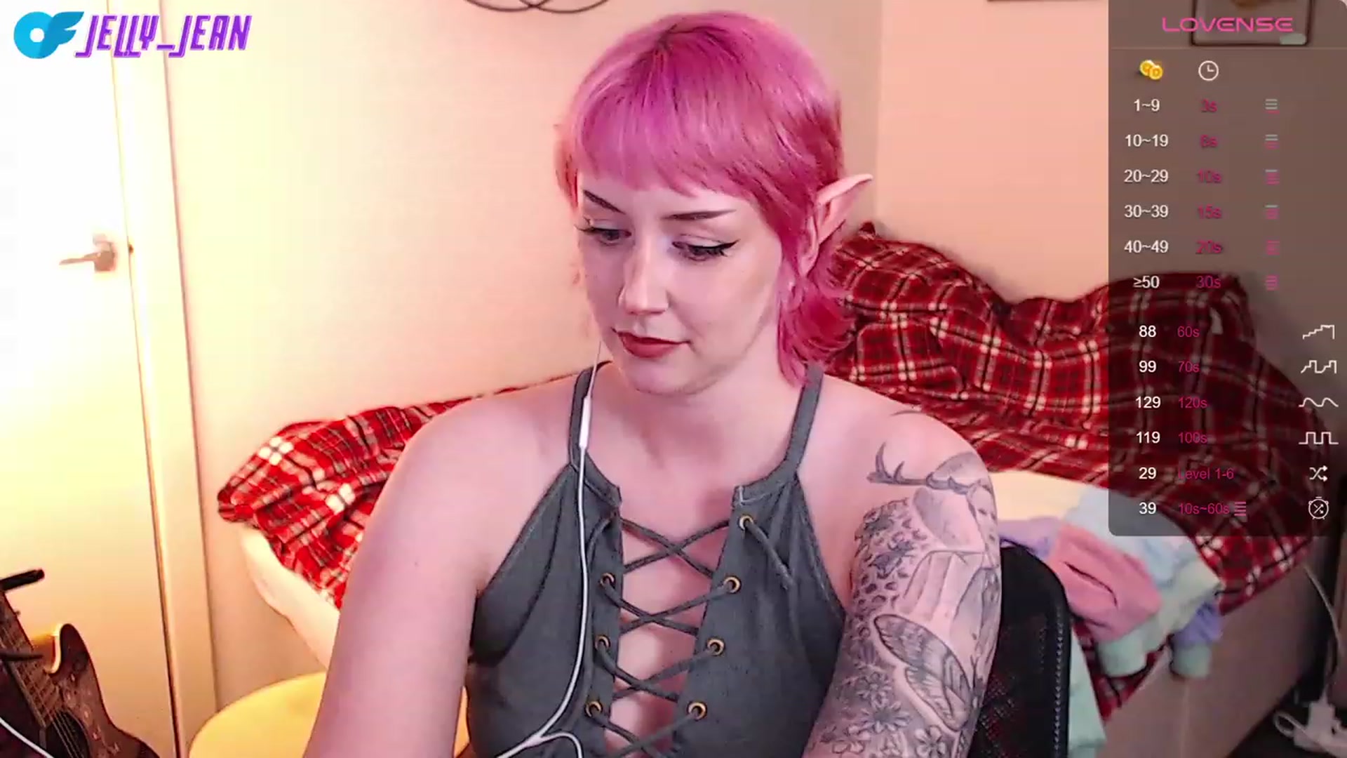 Gallery image thumbnail from Jelly_Jean's myfreecams stream on, 08/18/2023, 18:43 image 8 of 20