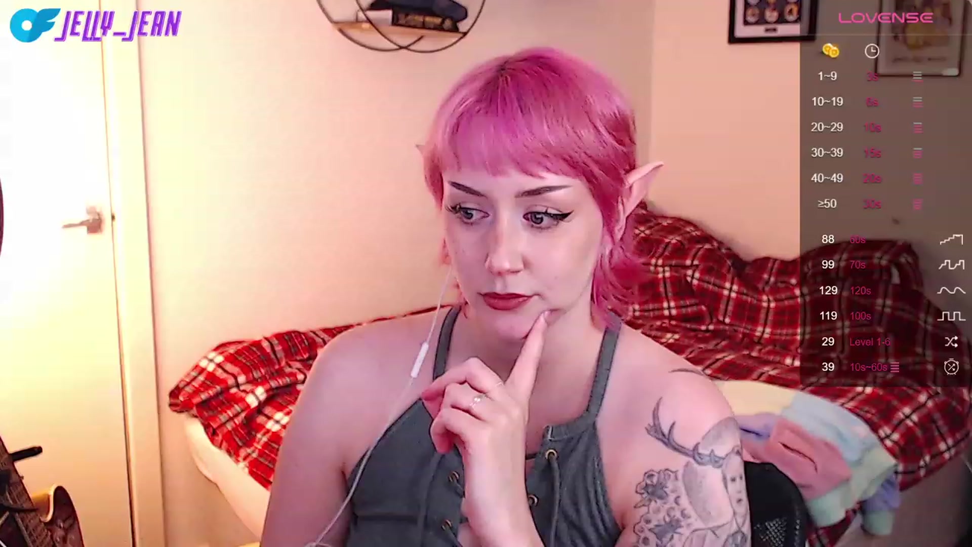 Gallery image thumbnail from Jelly_Jean's myfreecams stream on, 08/18/2023, 18:43 image 2 of 20