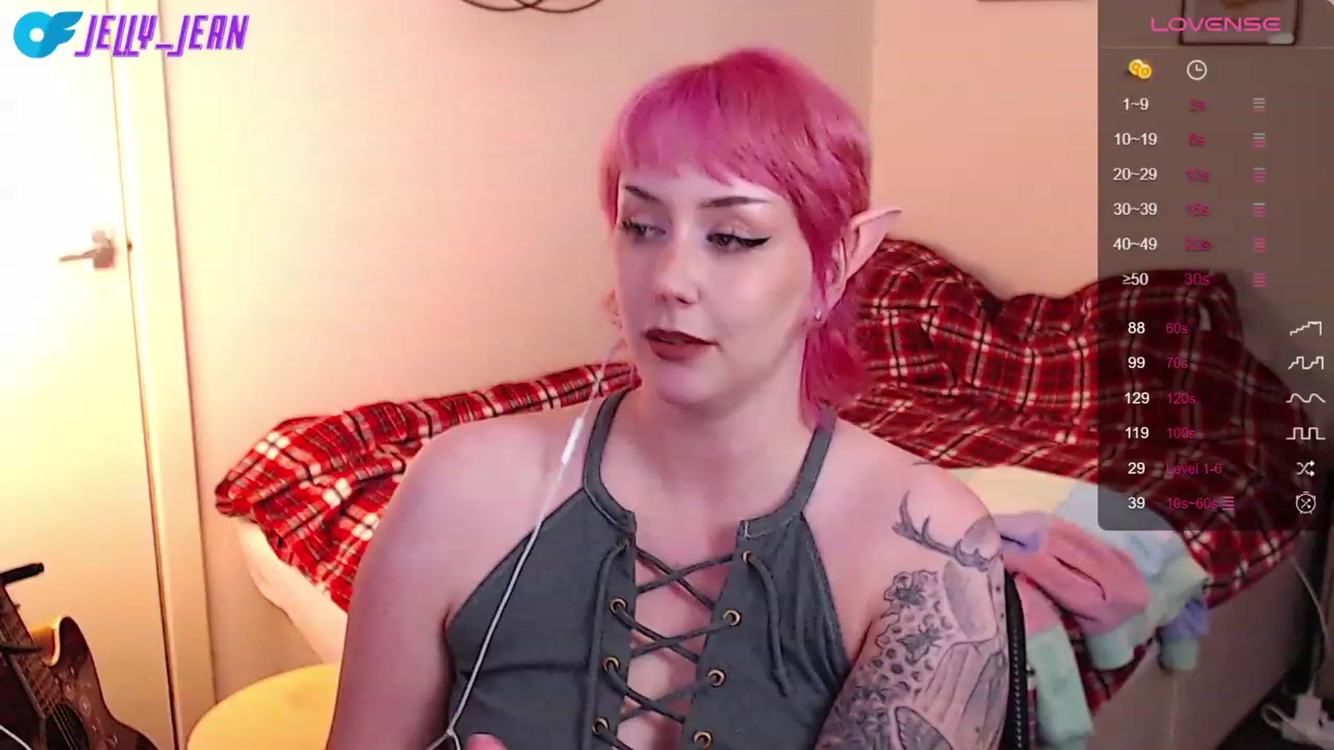 Gallery image thumbnail from Jelly_Jean's myfreecams stream on, 08/18/2023, 18:43 image 16 of 20