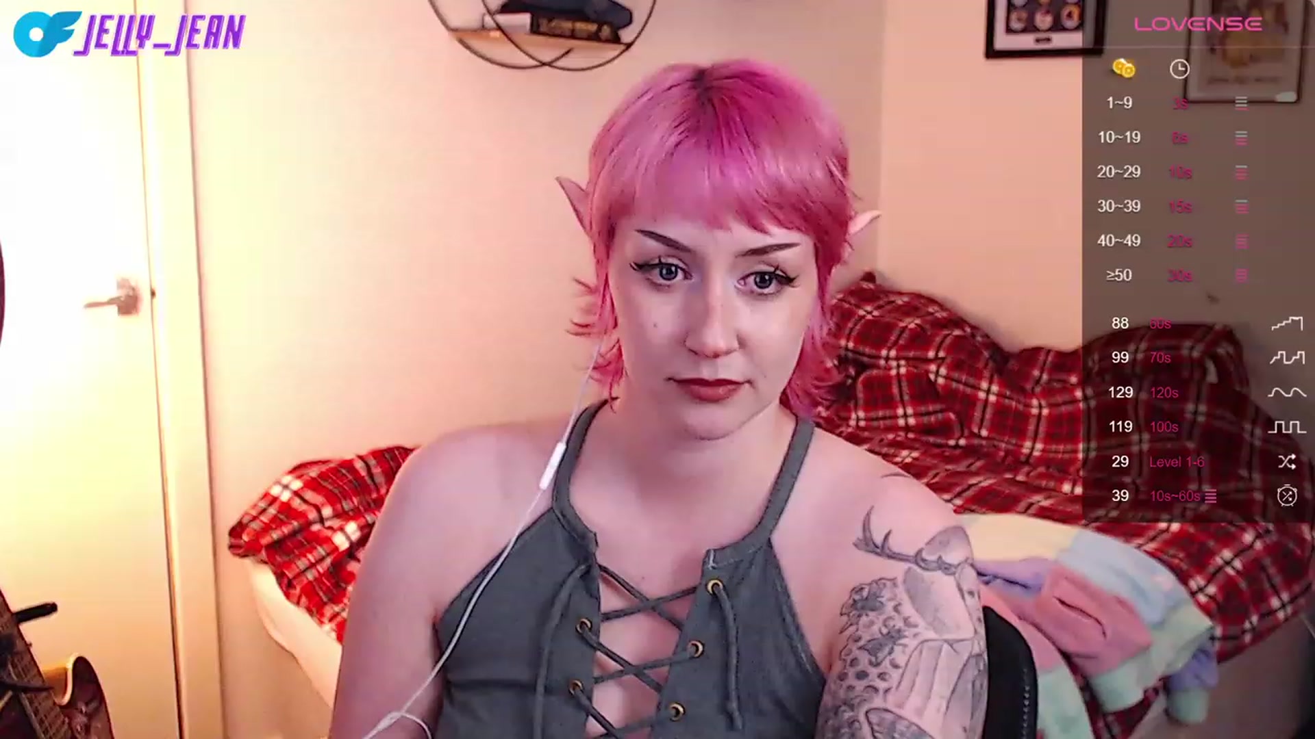 Gallery image thumbnail from Jelly_Jean's myfreecams stream on, 08/18/2023, 18:43 image 3 of 20