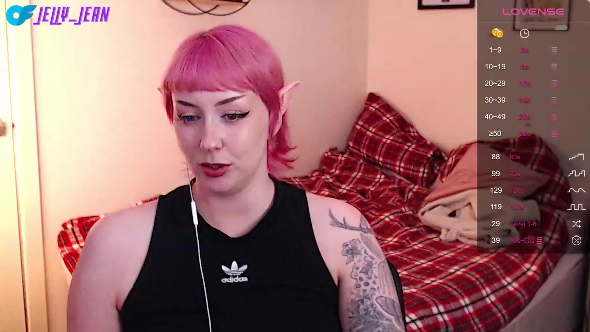 Gallery image thumbnail from Jelly_Jean's myfreecams stream on, 08/20/2023, 17:23 image 17 of 20