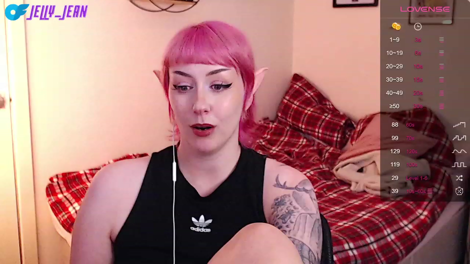 Gallery image thumbnail from Jelly_Jean's myfreecams stream on, 08/20/2023, 17:23 image 15 of 20