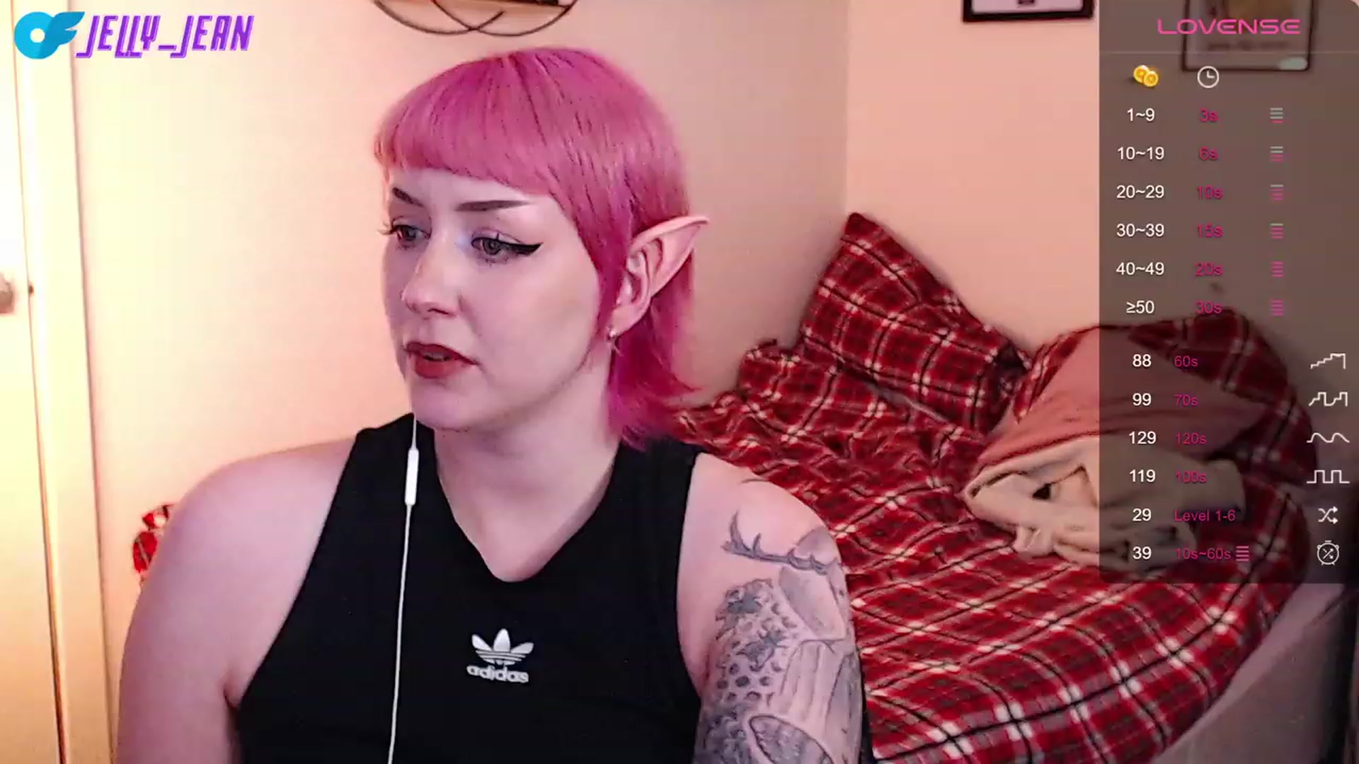 Gallery image thumbnail from Jelly_Jean's myfreecams stream on, 08/20/2023, 17:23 image 3 of 20