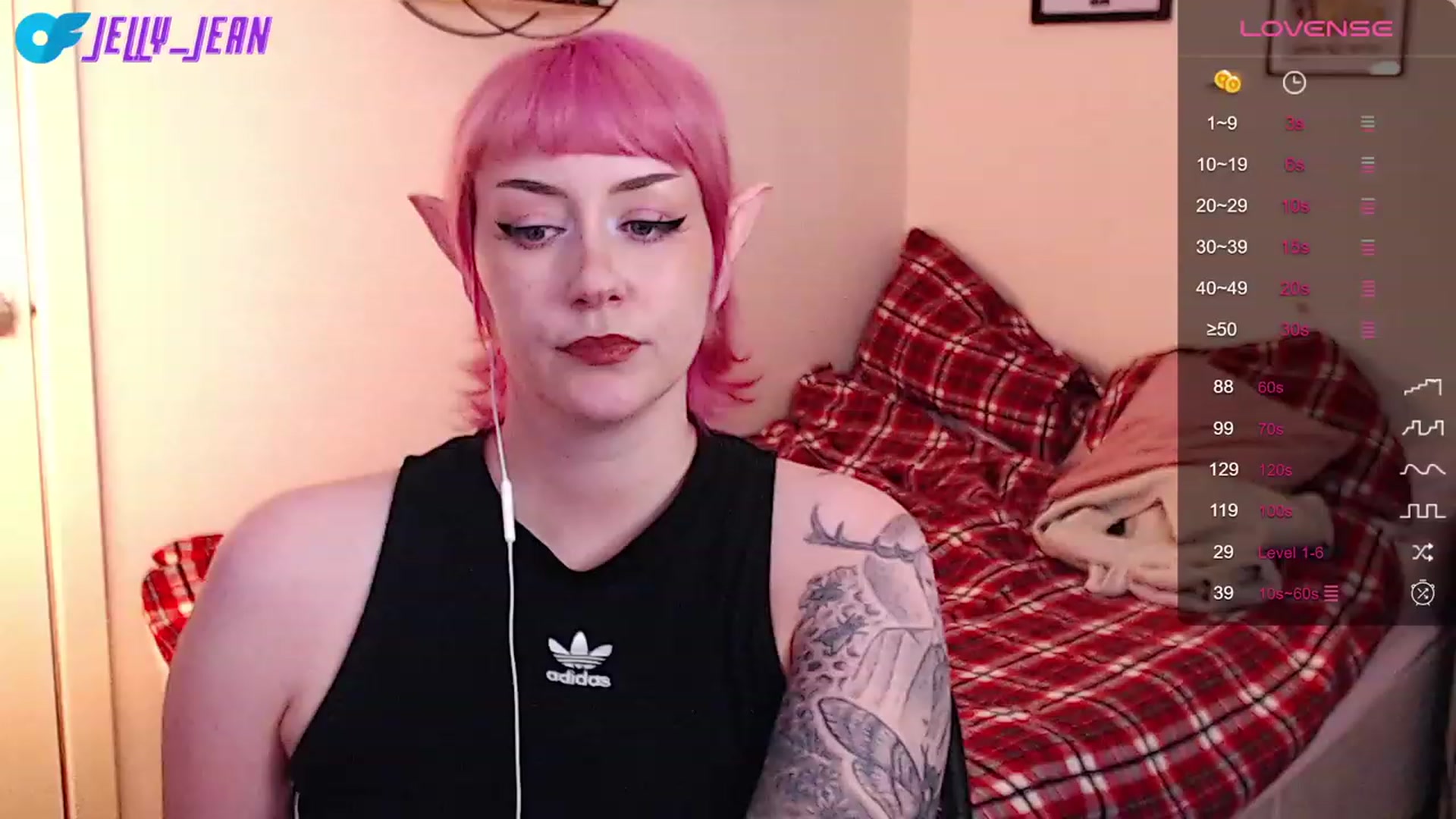 Gallery image thumbnail from Jelly_Jean's myfreecams stream on, 08/20/2023, 17:23 image 6 of 20