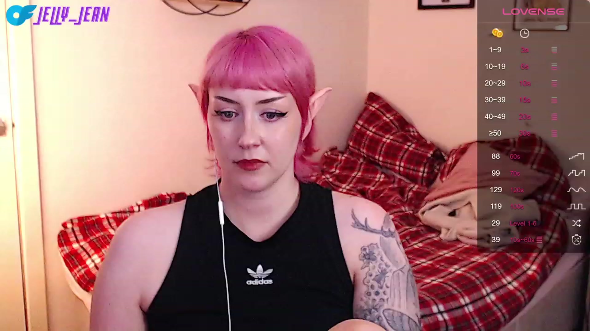Gallery image thumbnail from Jelly_Jean's myfreecams stream on, 08/20/2023, 17:23 image 12 of 20