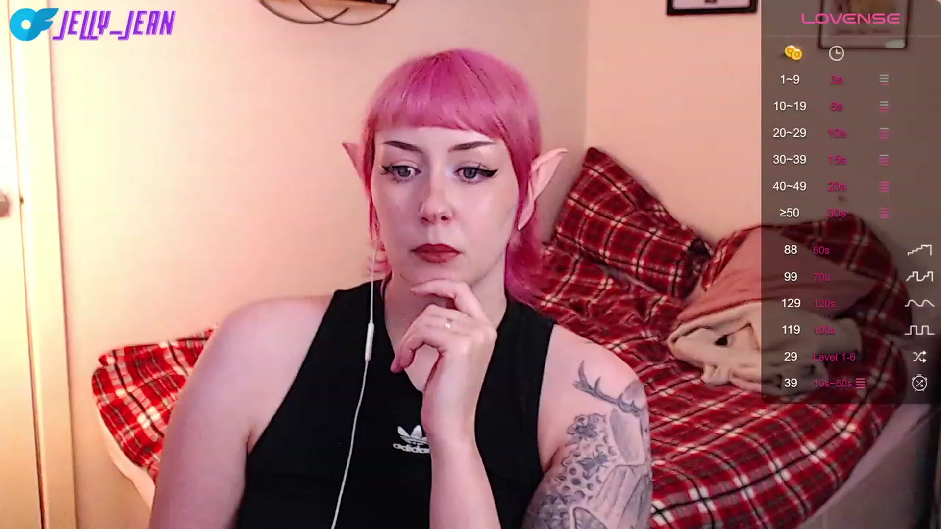 Gallery image thumbnail from Jelly_Jean's myfreecams stream on, 08/20/2023, 17:23 image 4 of 20