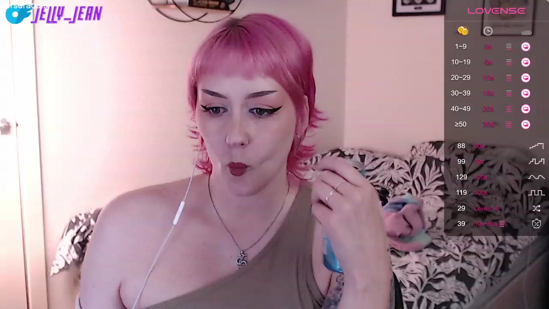 Gallery image thumbnail from Jelly_Jean's myfreecams stream on, 09/05/2023, 11:56 image 13 of 20