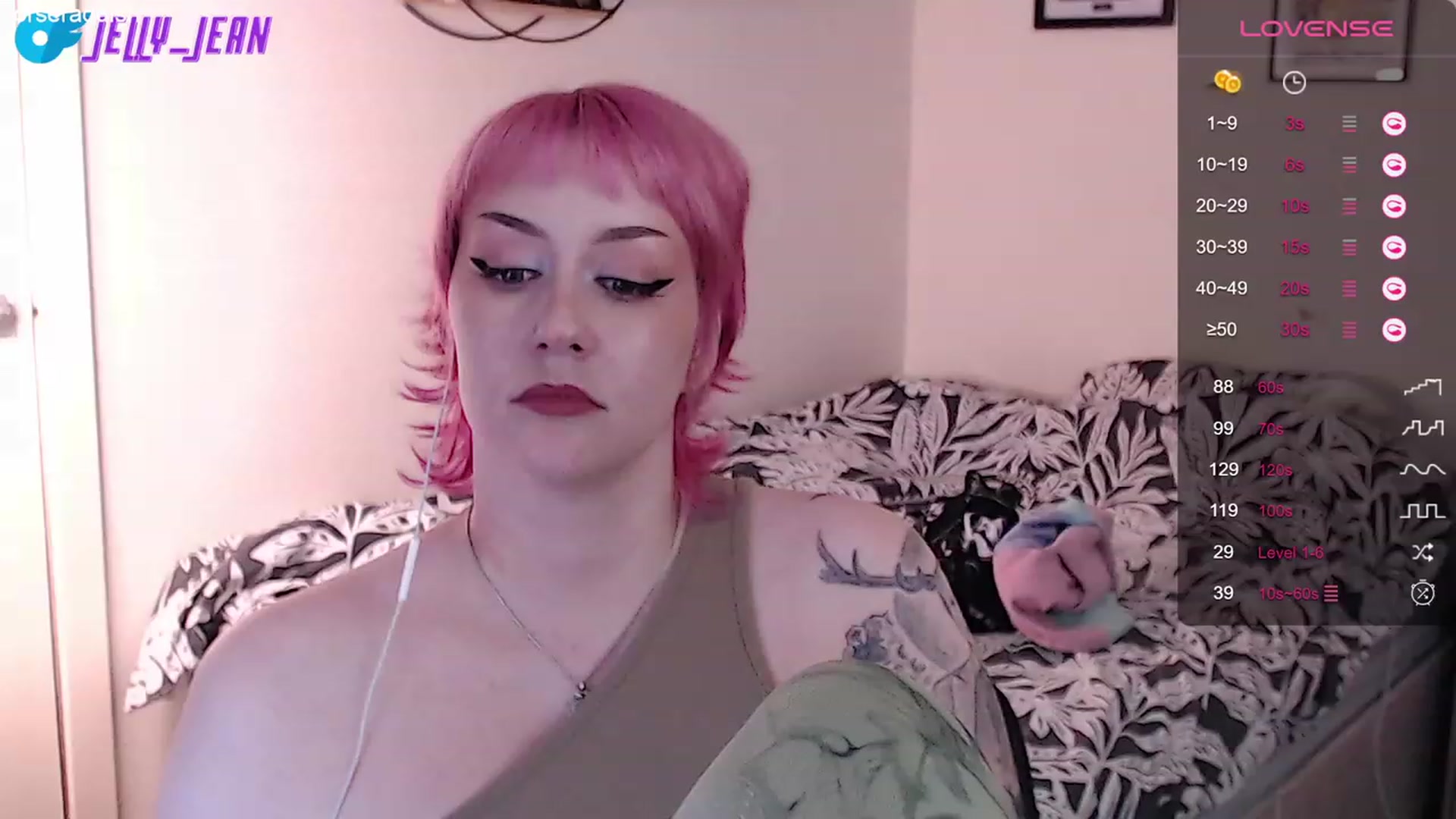 Gallery image thumbnail from Jelly_Jean's myfreecams stream on, 09/05/2023, 13:44 image 2 of 20