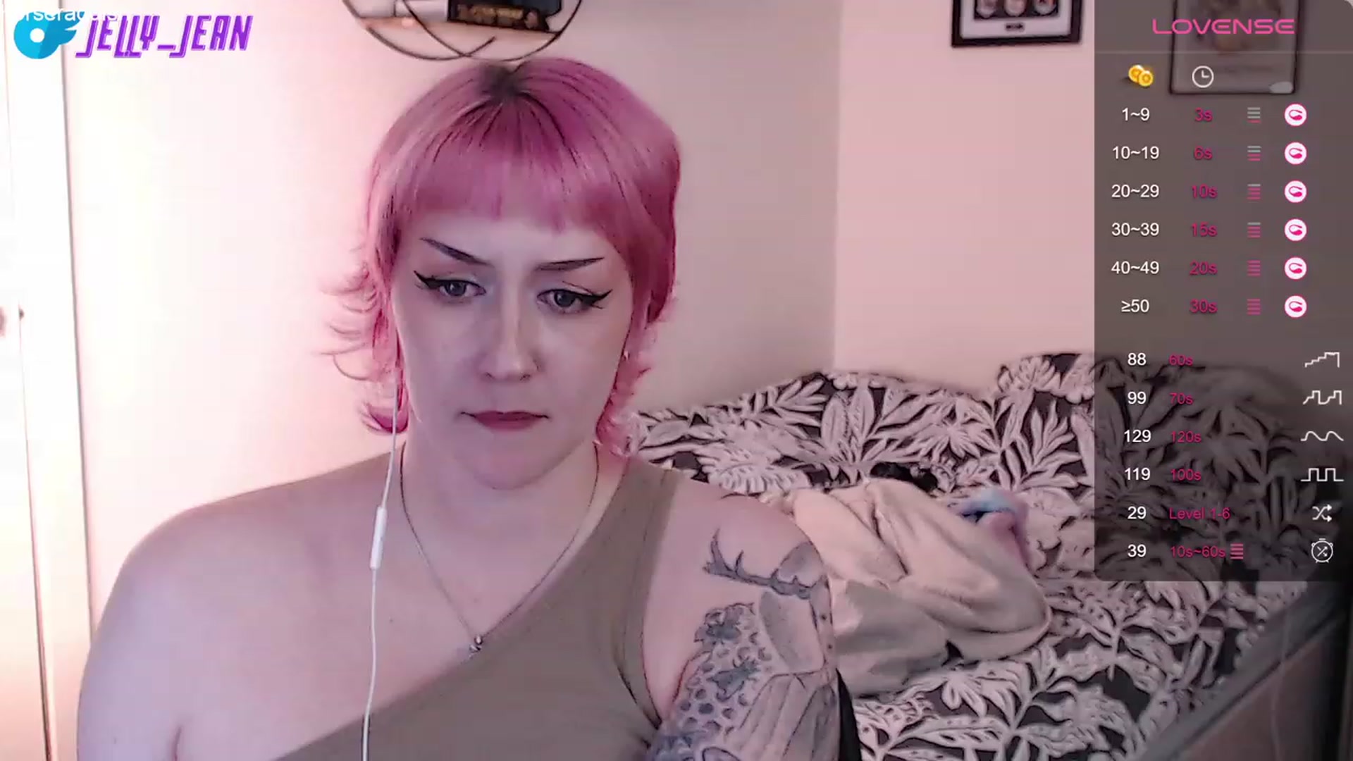 Gallery image thumbnail from Jelly_Jean's myfreecams stream on, 09/05/2023, 13:44 image 19 of 20