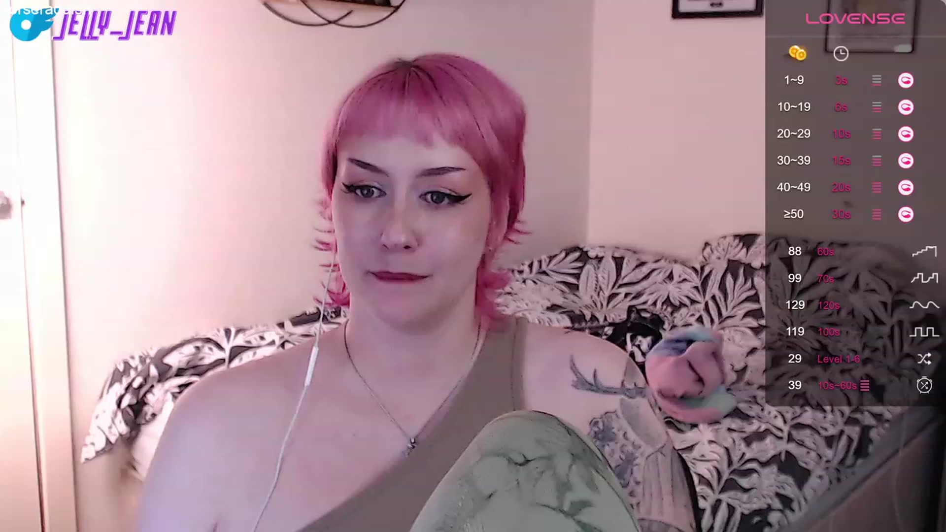 Gallery image thumbnail from Jelly_Jean's myfreecams stream on, 09/05/2023, 13:44 image 3 of 20