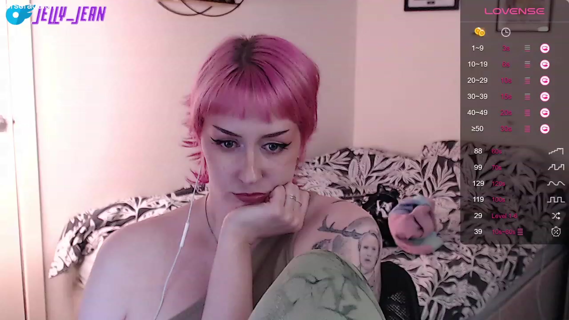 Gallery image thumbnail from Jelly_Jean's myfreecams stream on, 09/05/2023, 13:44 image 4 of 20