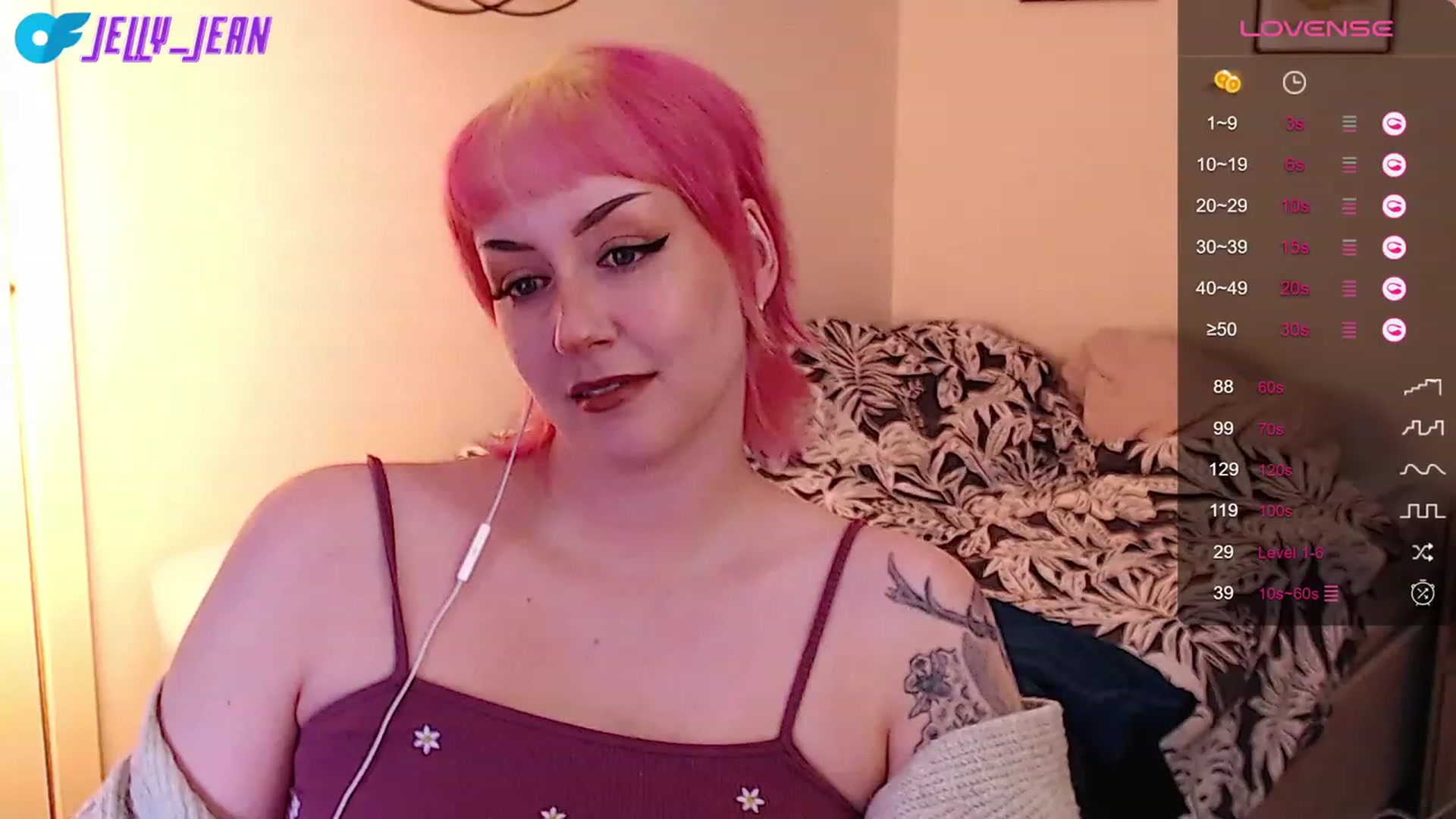 Gallery image thumbnail from Jelly_Jean's myfreecams stream on, 09/16/2023, 16:41 image 8 of 20