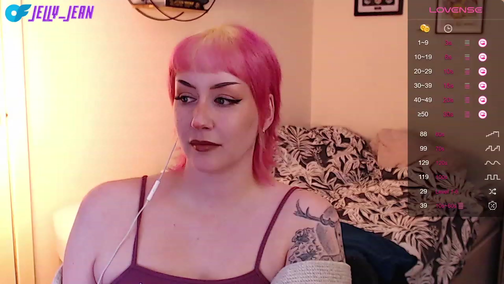 Gallery image thumbnail from Jelly_Jean's myfreecams stream on, 09/16/2023, 16:41 image 4 of 20