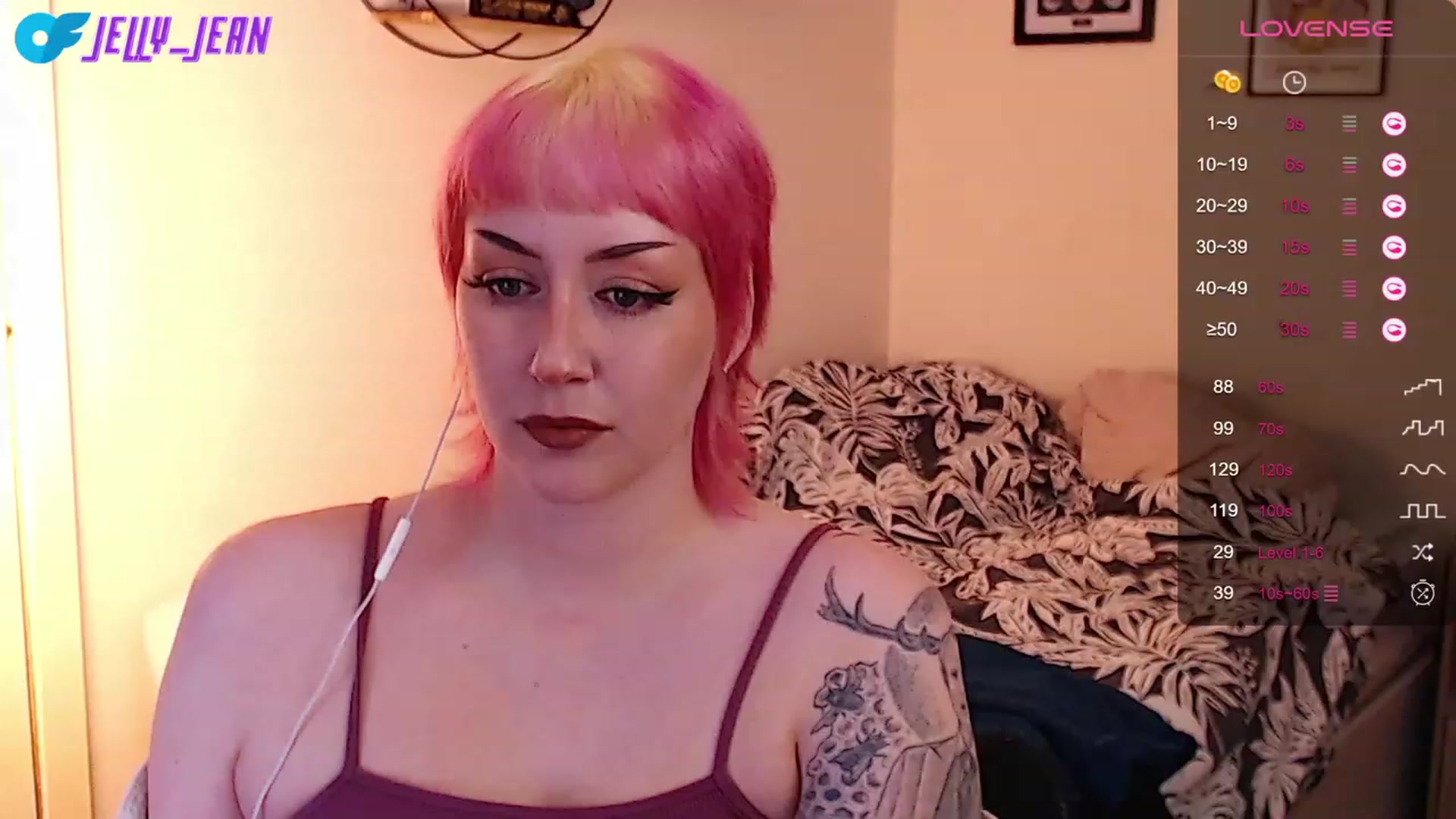 Gallery image thumbnail from Jelly_Jean's myfreecams stream on, 09/16/2023, 16:41 image 1 of 20