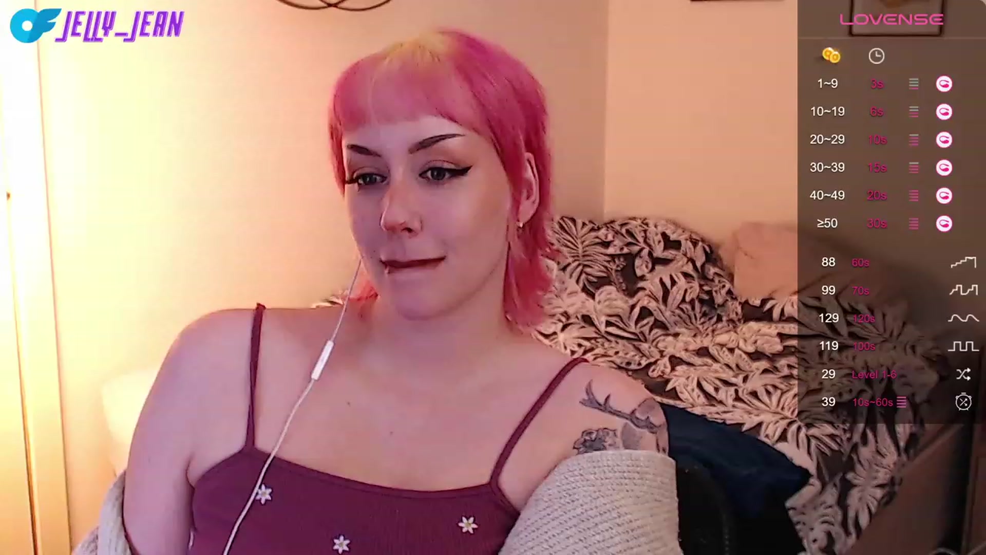 Gallery image thumbnail from Jelly_Jean's myfreecams stream on, 09/16/2023, 16:41 image 10 of 20