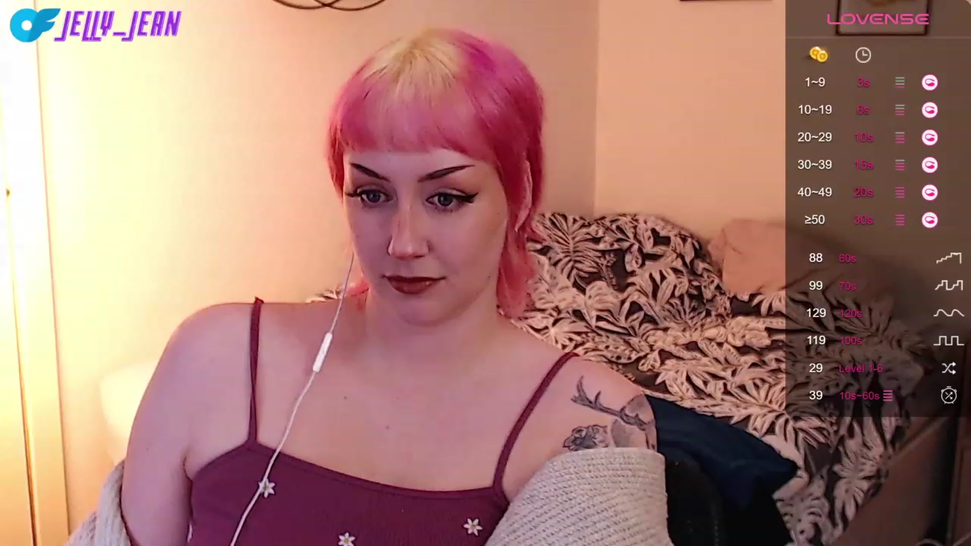 Gallery image thumbnail from Jelly_Jean's myfreecams stream on, 09/16/2023, 16:41 image 12 of 20