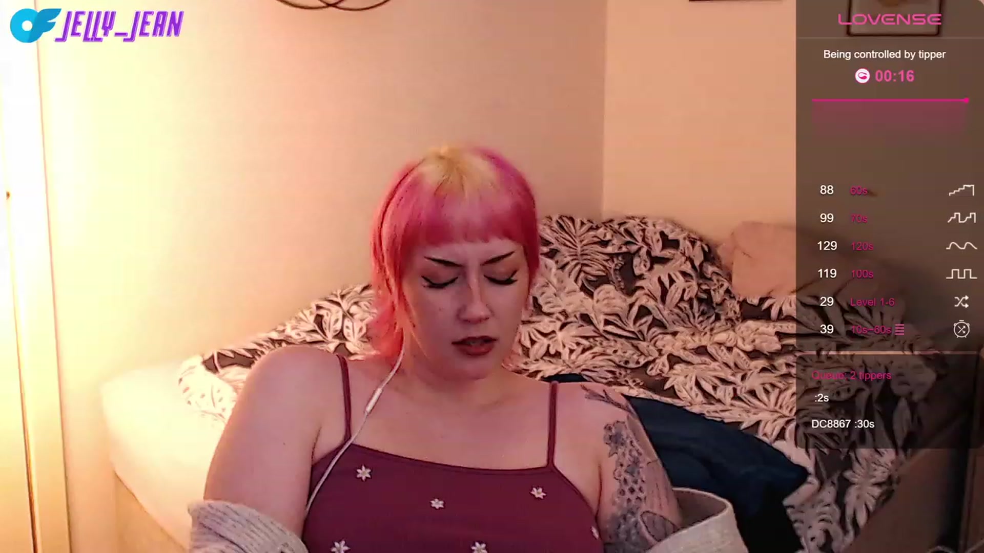 Gallery image thumbnail from Jelly_Jean's myfreecams stream on, 09/16/2023, 17:04 image 11 of 20