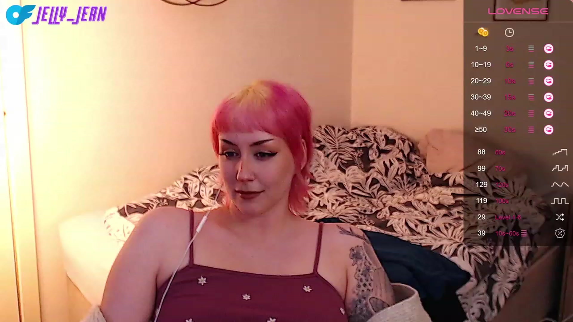Gallery image thumbnail from Jelly_Jean's myfreecams stream on, 09/16/2023, 17:04 image 12 of 20