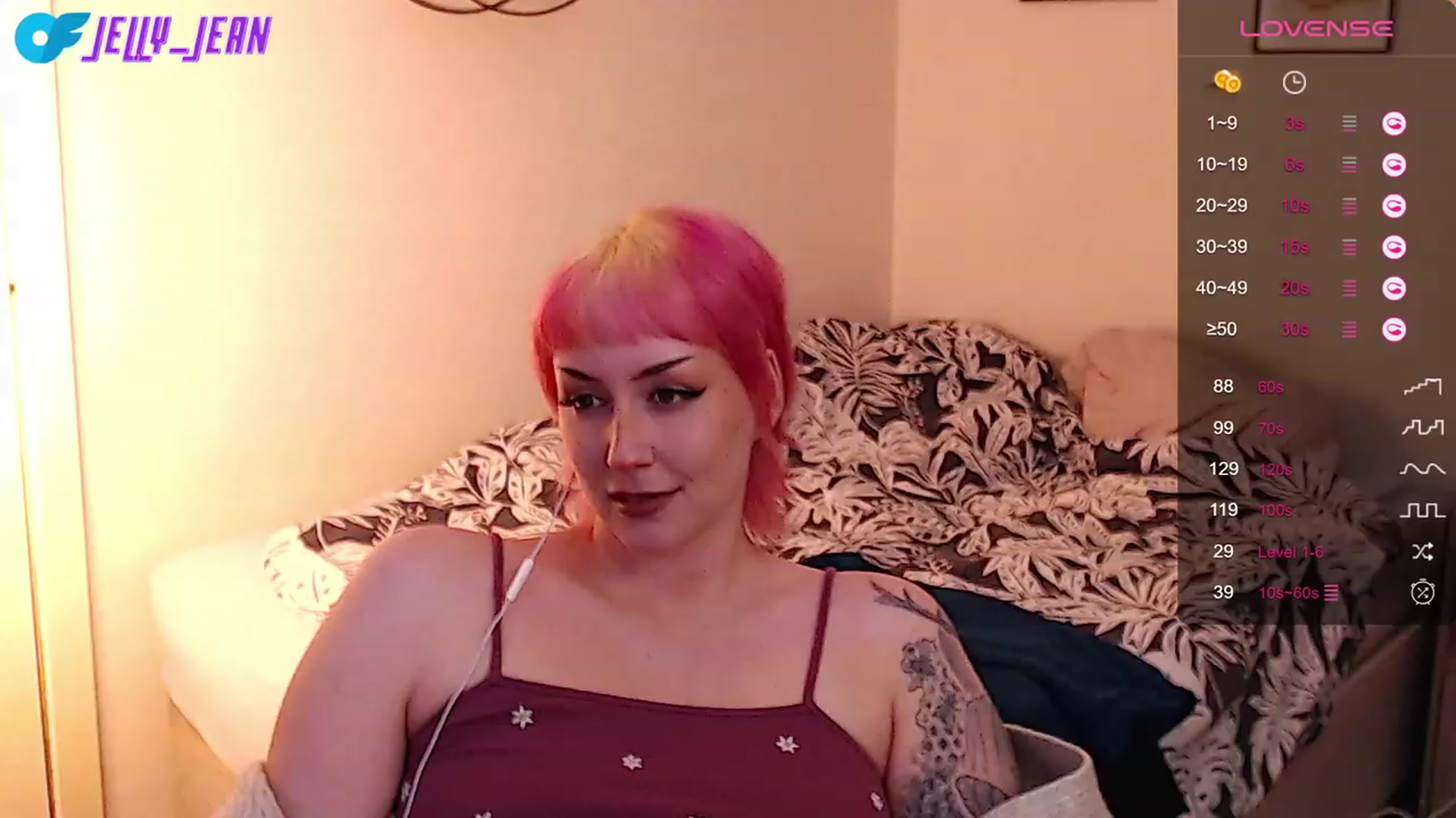Gallery image thumbnail from Jelly_Jean's myfreecams stream on, 09/16/2023, 17:04 image 6 of 20