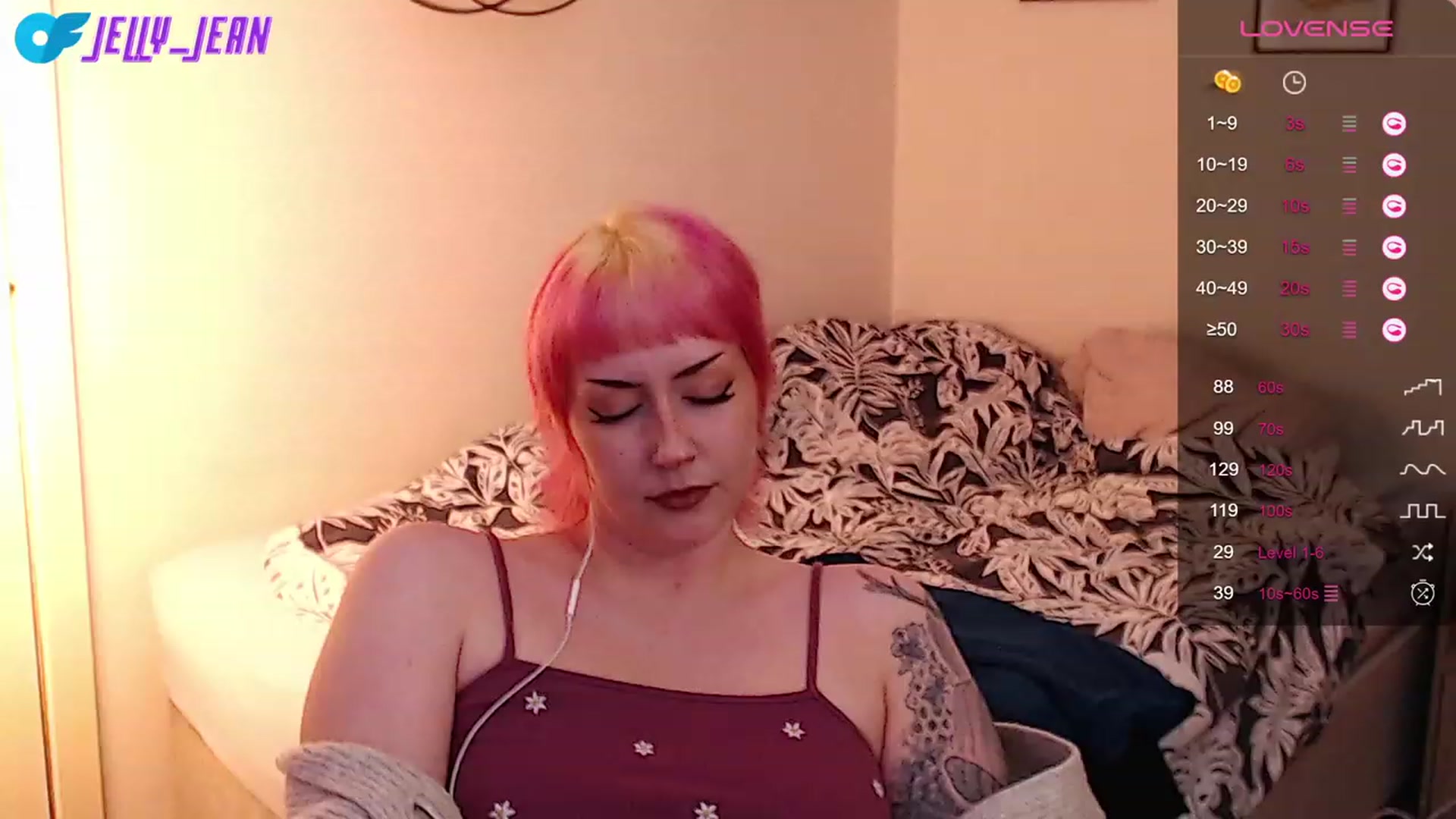 Gallery image thumbnail from Jelly_Jean's myfreecams stream on, 09/16/2023, 17:04 image 5 of 20