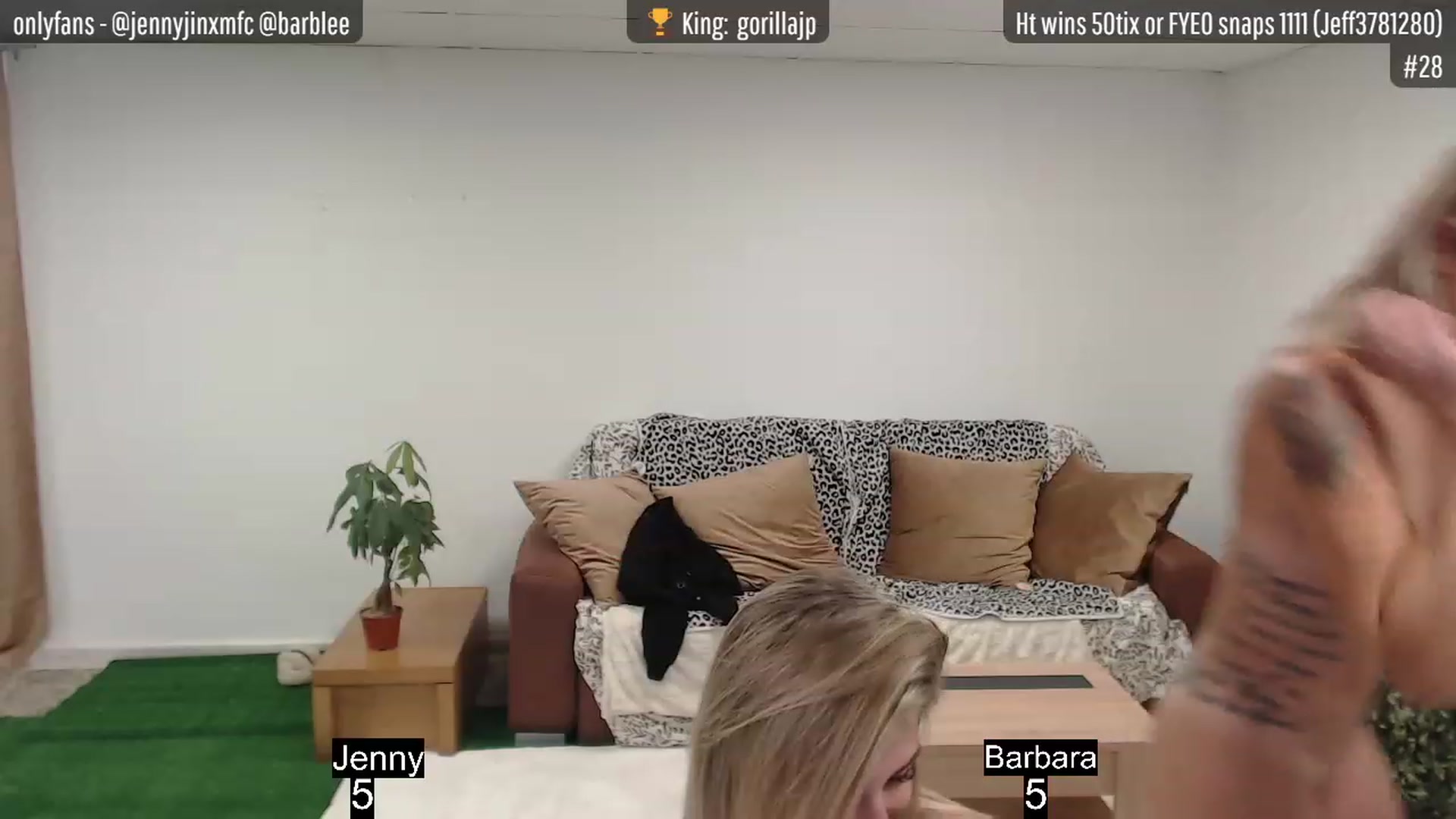 Gallery image thumbnail from JenNBarbara's myfreecams stream on, 02/03/2023, 05:48 image 18 of 20