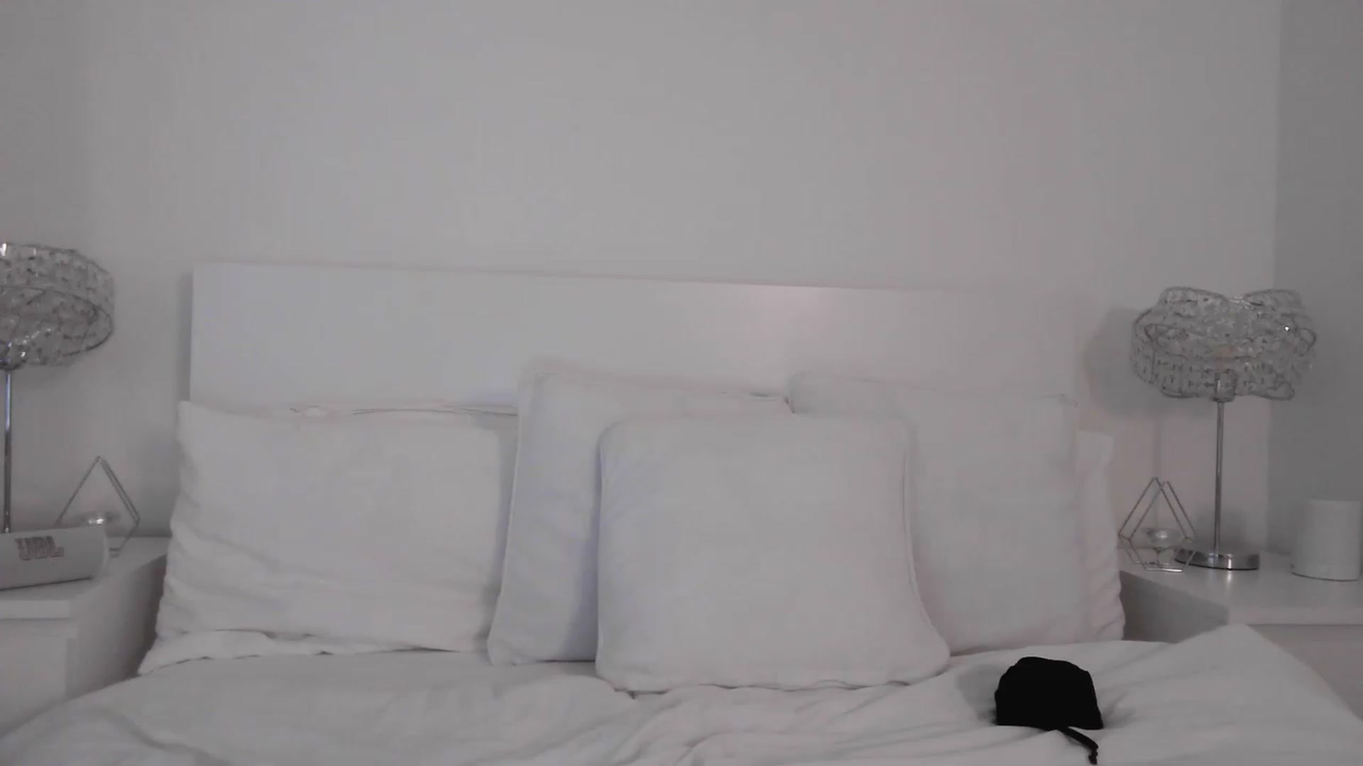 Gallery image thumbnail from Jendrizzy's myfreecams stream on, 12/05/2022, 15:08 image 15 of 20