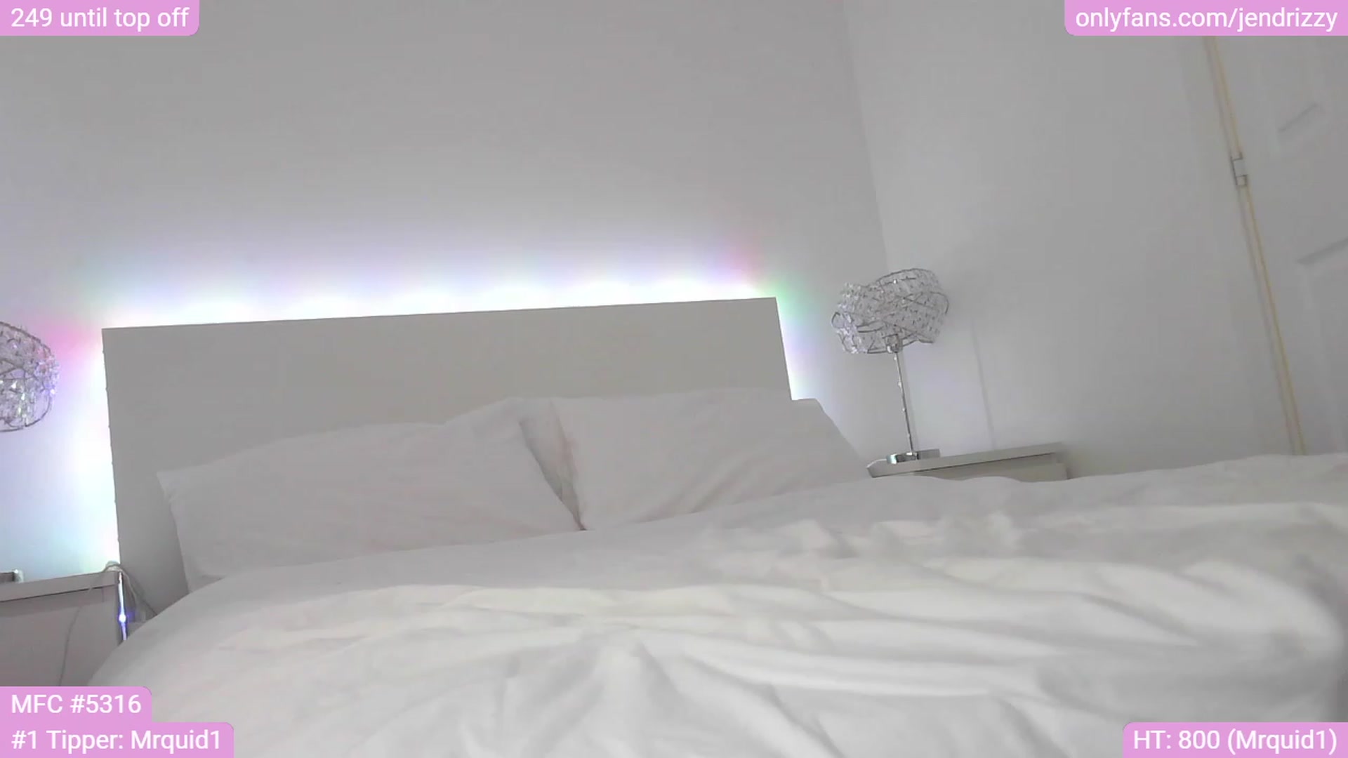 Gallery image thumbnail from Jendrizzy's myfreecams stream on, 01/28/2024, 14:58 image 6 of 20