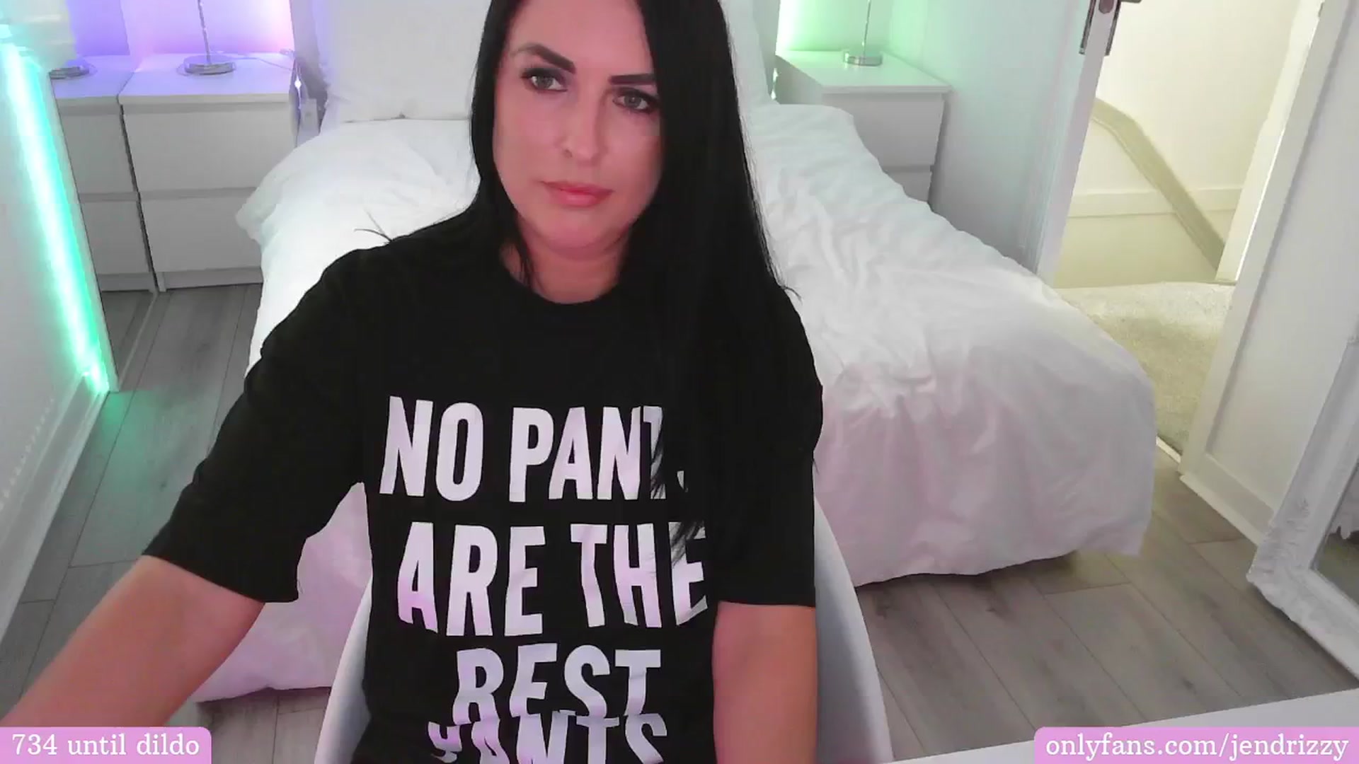 Gallery image thumbnail from Jendrizzy's myfreecams stream on, 05/25/2024, 17:59 image 4 of 20