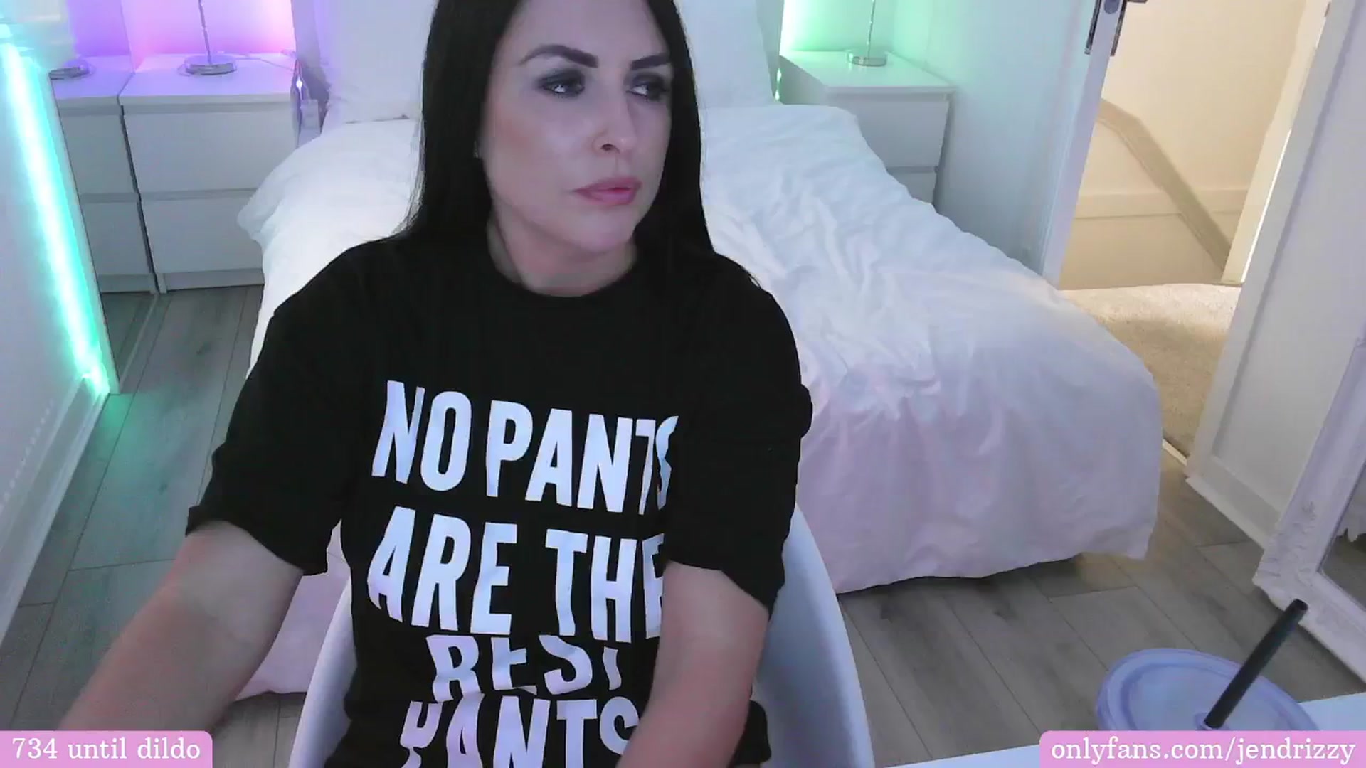 Gallery image thumbnail from Jendrizzy's myfreecams stream on, 05/25/2024, 17:59 image 6 of 20