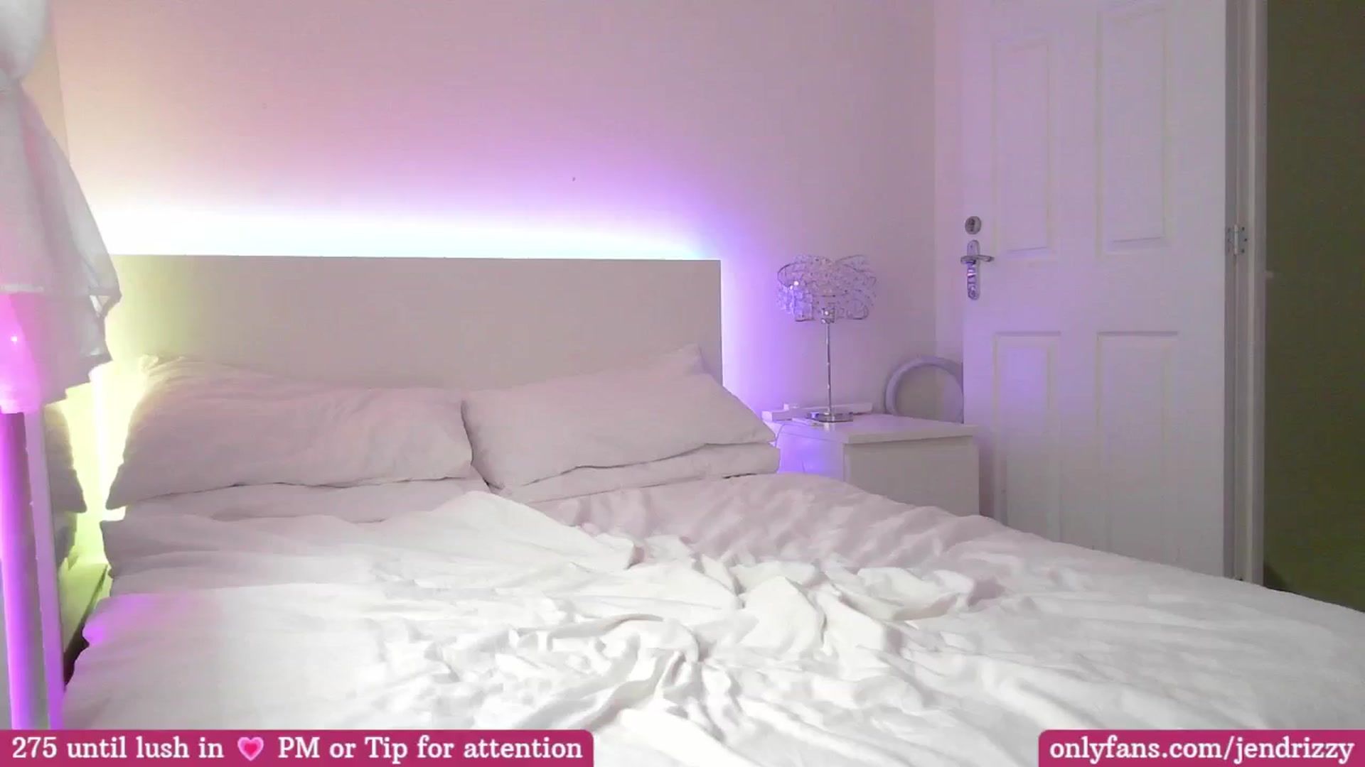 Gallery image thumbnail from Jendrizzy's myfreecams stream on, 01/16/2025, 14:24 image 11 of 20