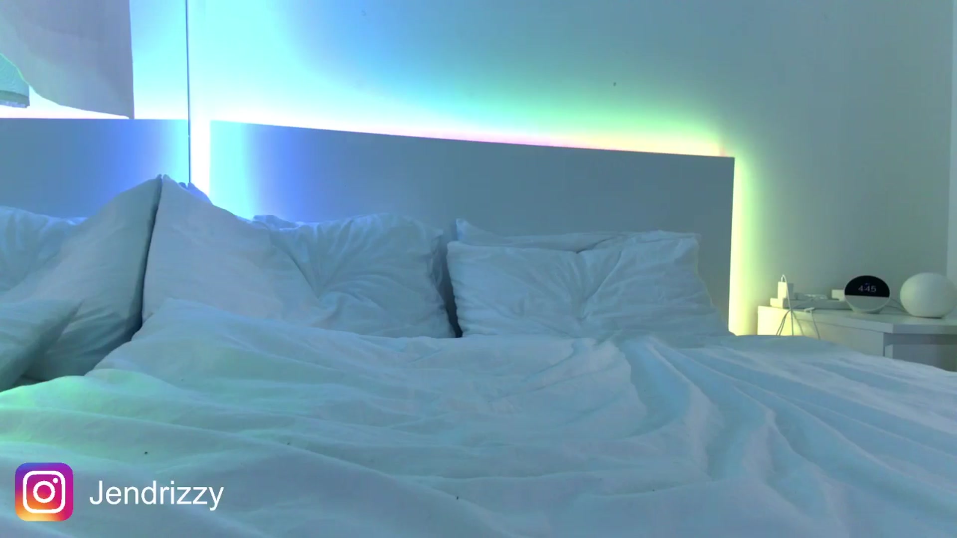 Gallery image thumbnail from Jendrizzy's myfreecams stream on, 11/23/2025, 19:28 image 7 of 20
