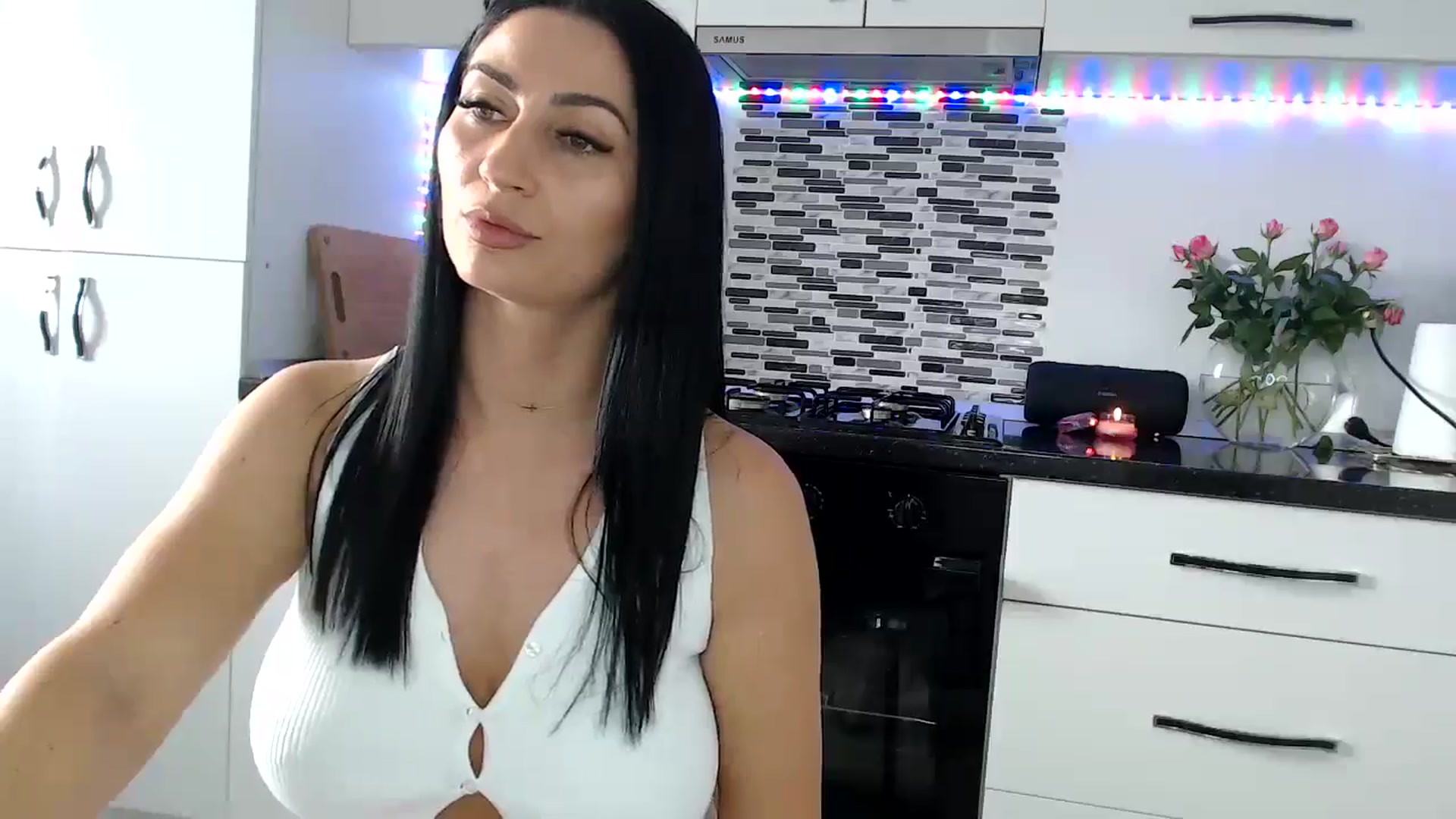 Gallery image thumbnail from JeniferJain's myfreecams stream on, 10/16/2024, 11:06 image 5 of 20