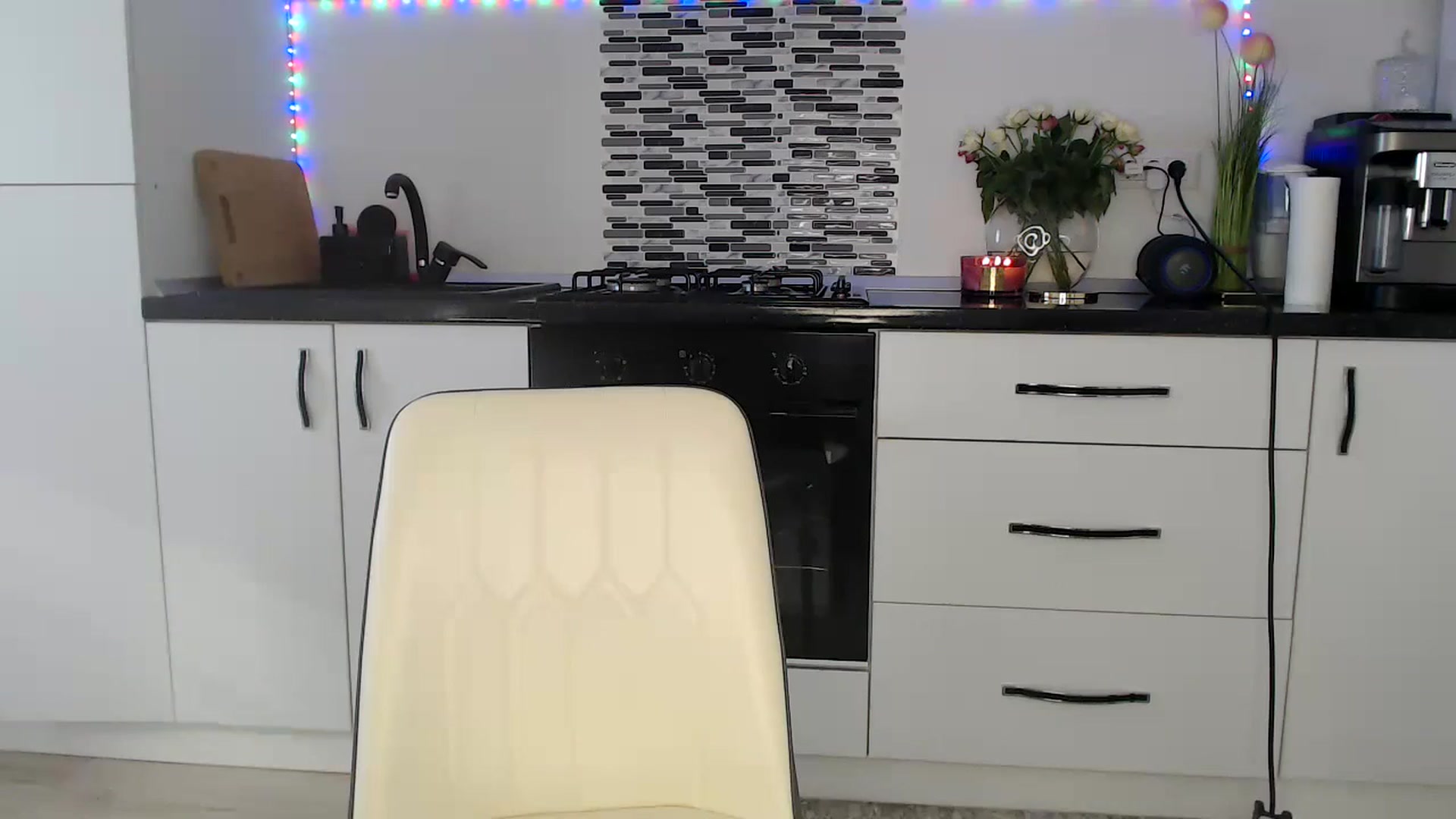 Gallery image thumbnail from JeniferJain's myfreecams stream on, 10/22/2024, 10:32 image 2 of 20