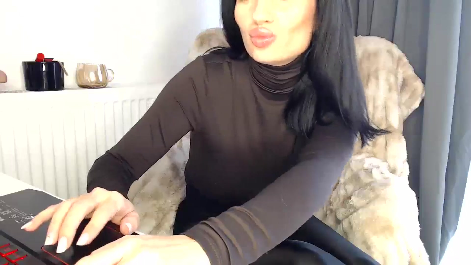 Gallery image thumbnail from JeniferJain's myfreecams stream on, 11/21/2025, 12:13 image 5 of 20