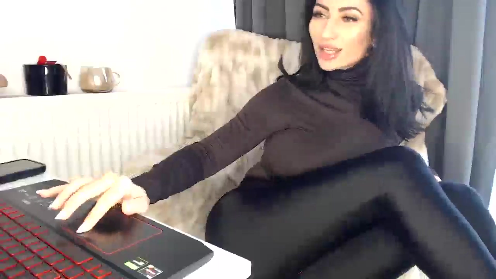 Gallery image thumbnail from JeniferJain's myfreecams stream on, 11/21/2025, 12:13 image 13 of 20