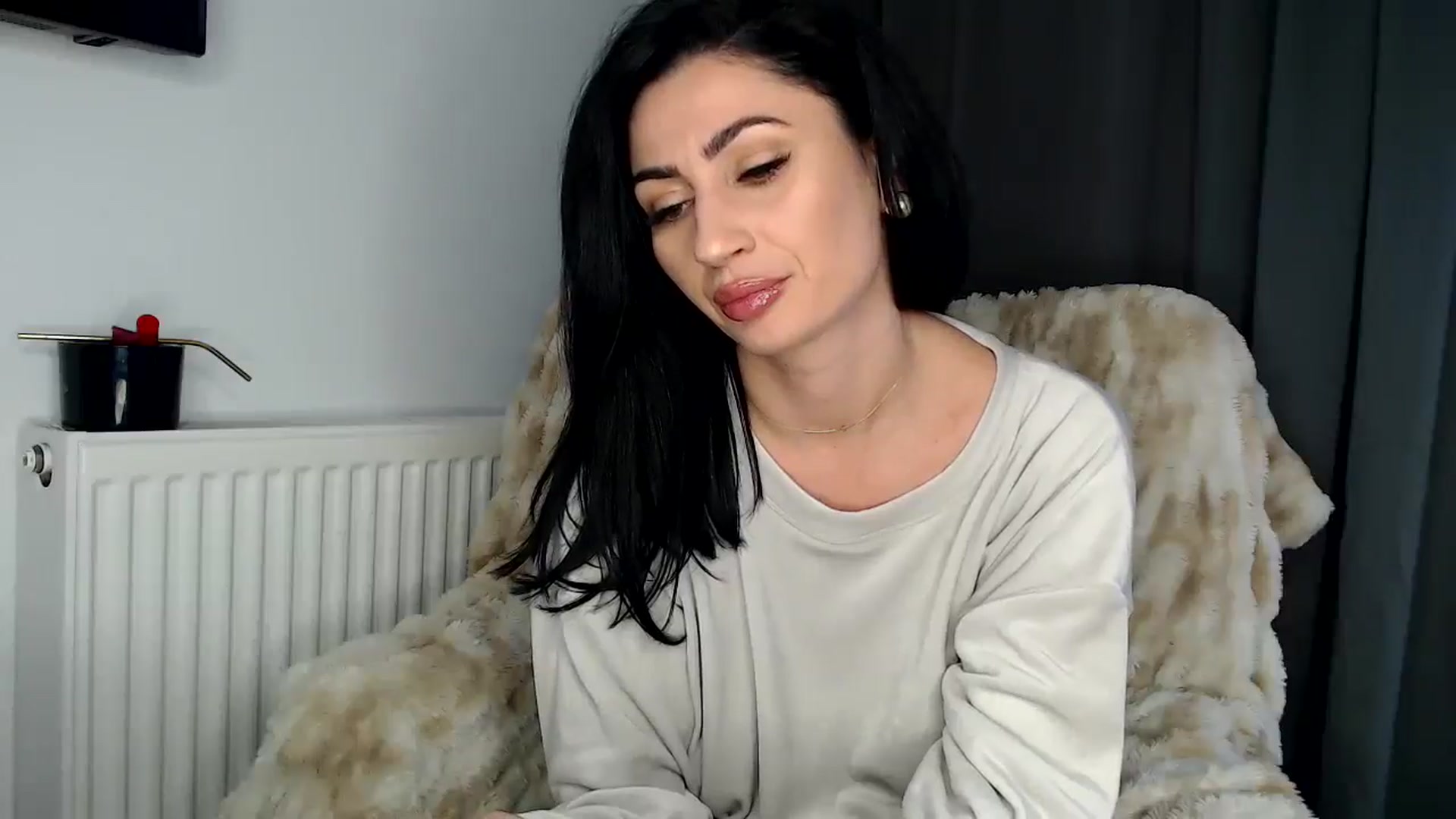 Gallery image thumbnail from JeniferJain's myfreecams stream on, 11/23/2025, 12:01 image 6 of 20