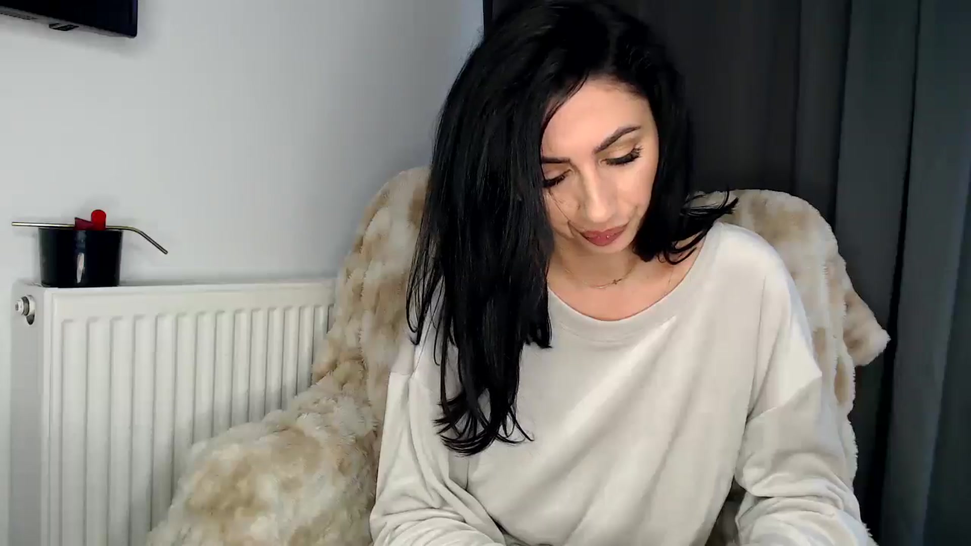Gallery image thumbnail from JeniferJain's myfreecams stream on, 11/23/2025, 12:01 image 5 of 20