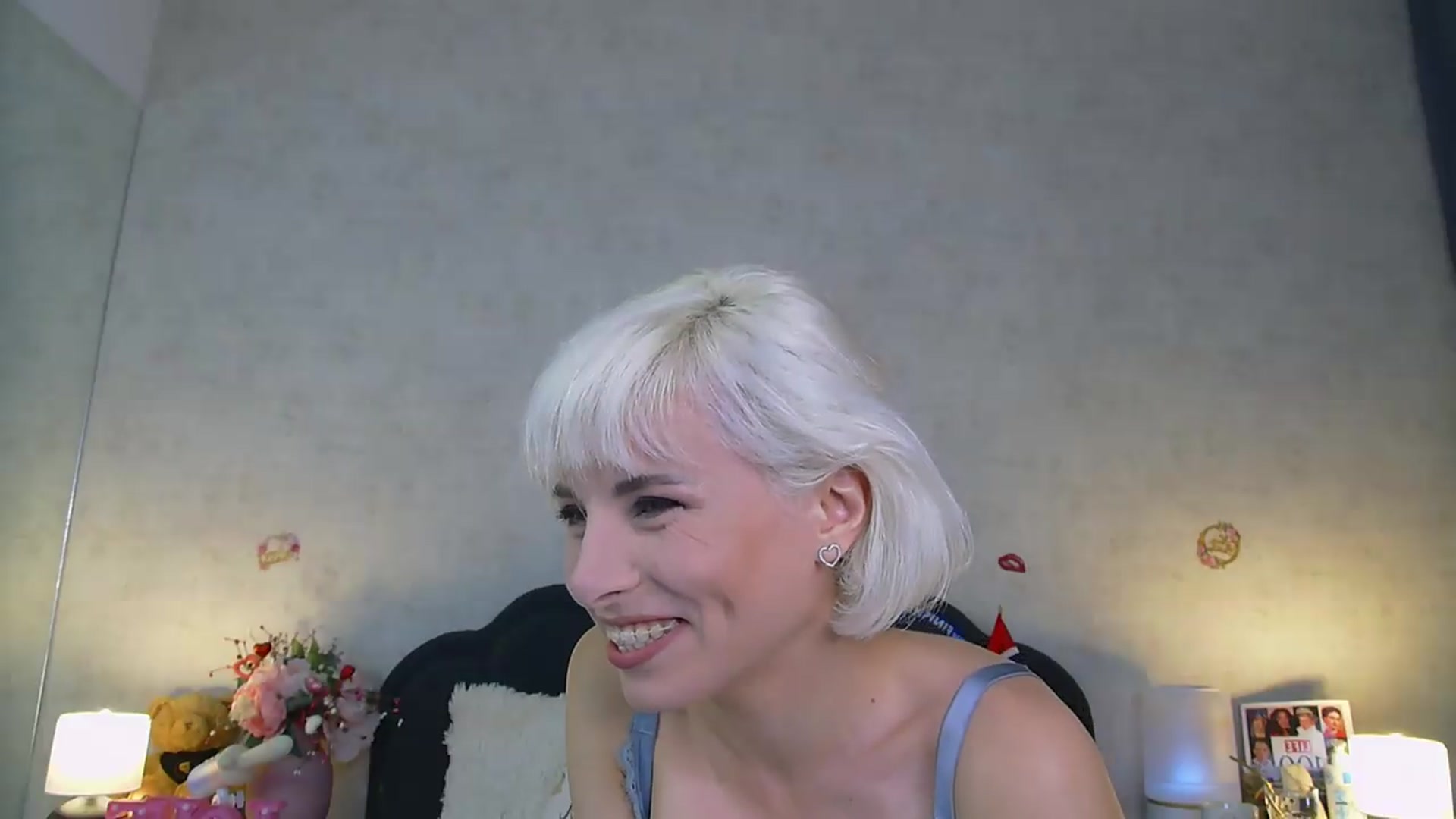 Gallery image thumbnail from JeniferS's myfreecams stream on, 08/27/2026, 10:50 image 4 of 20