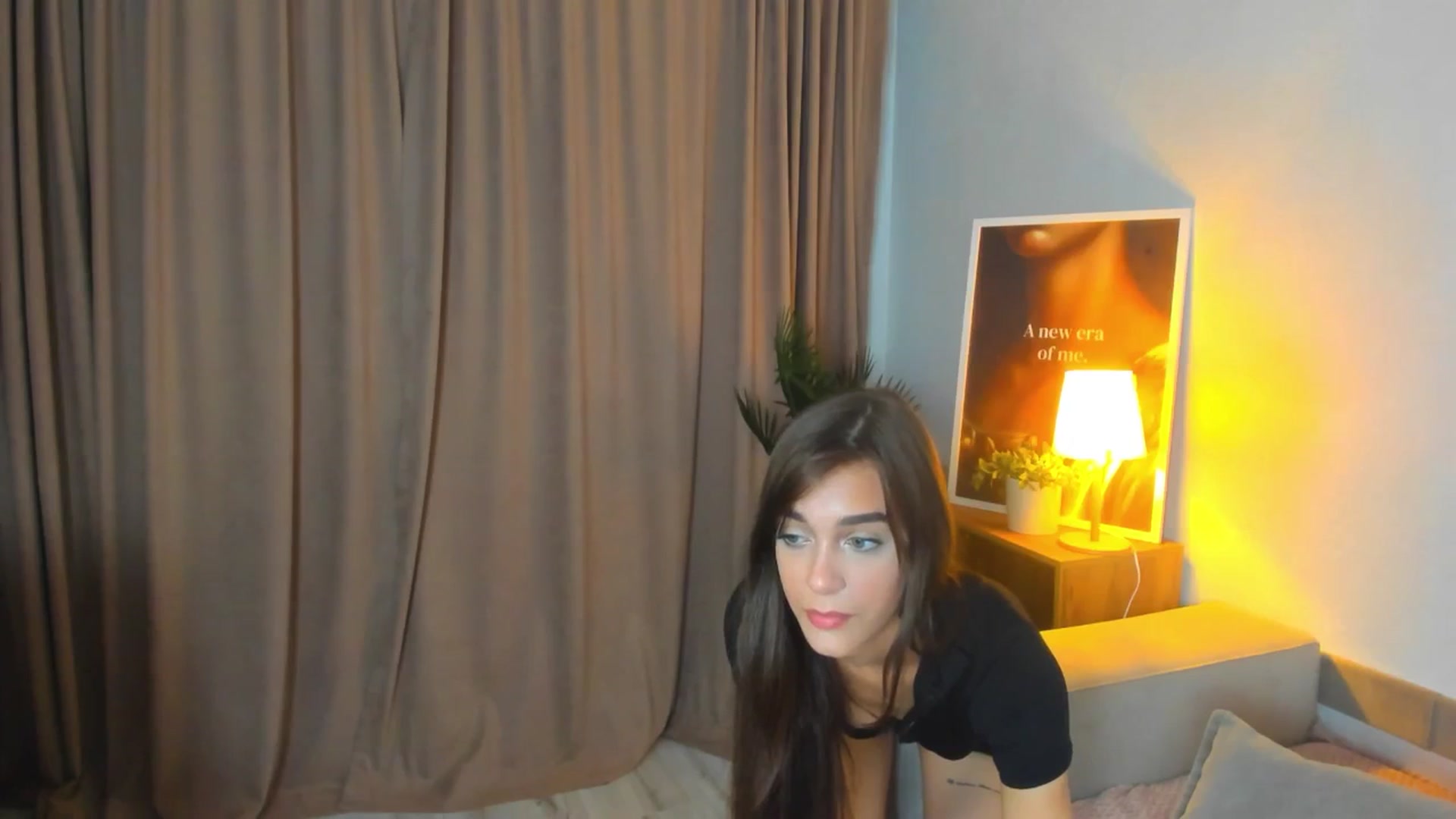 Gallery image thumbnail from Jeniferr_Star's myfreecams stream on, 07/10/2025, 20:56 image 13 of 20