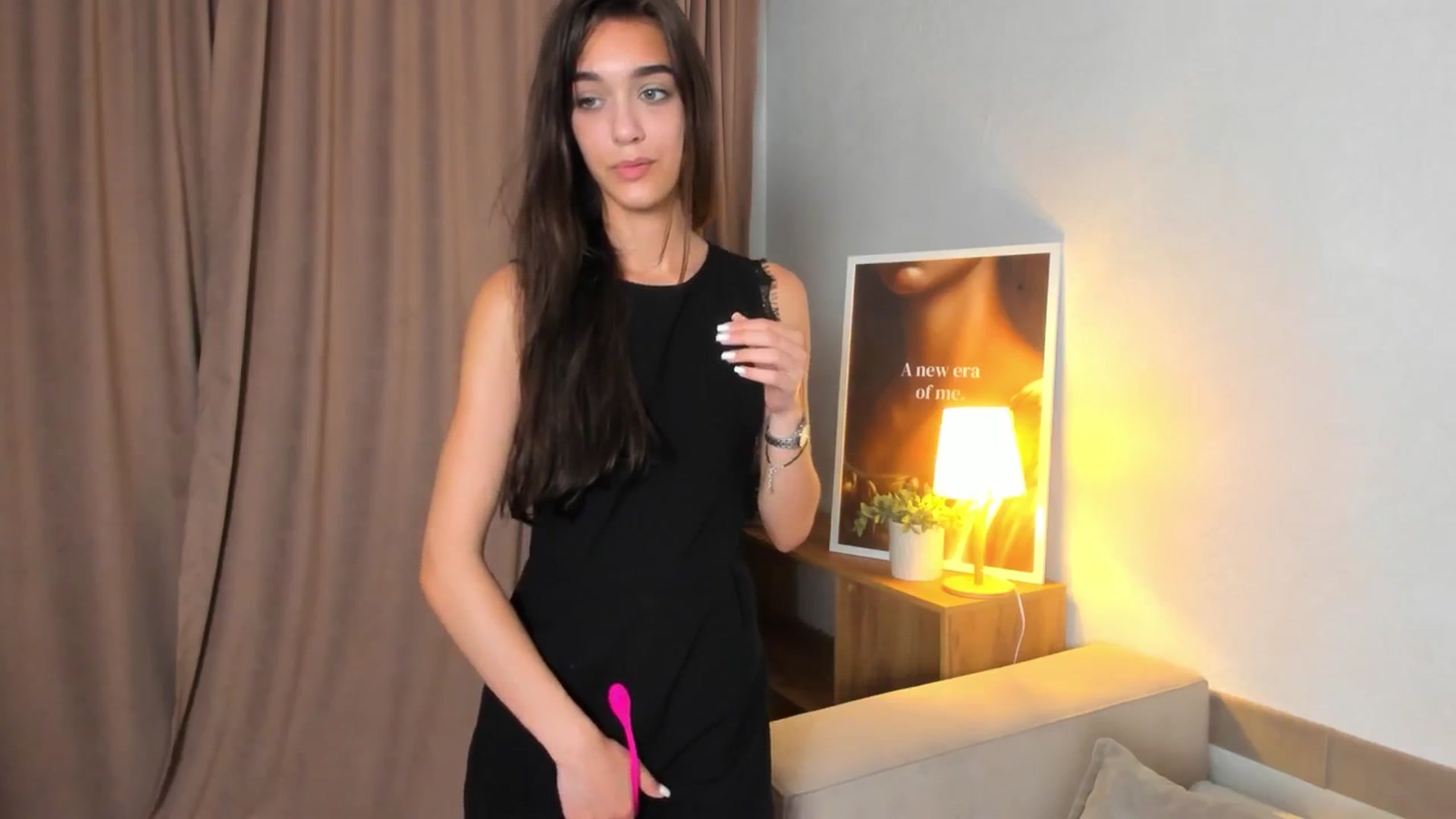 Gallery image thumbnail from Jeniferr_Star's myfreecams stream on, 07/12/2025, 01:35 image 3 of 20