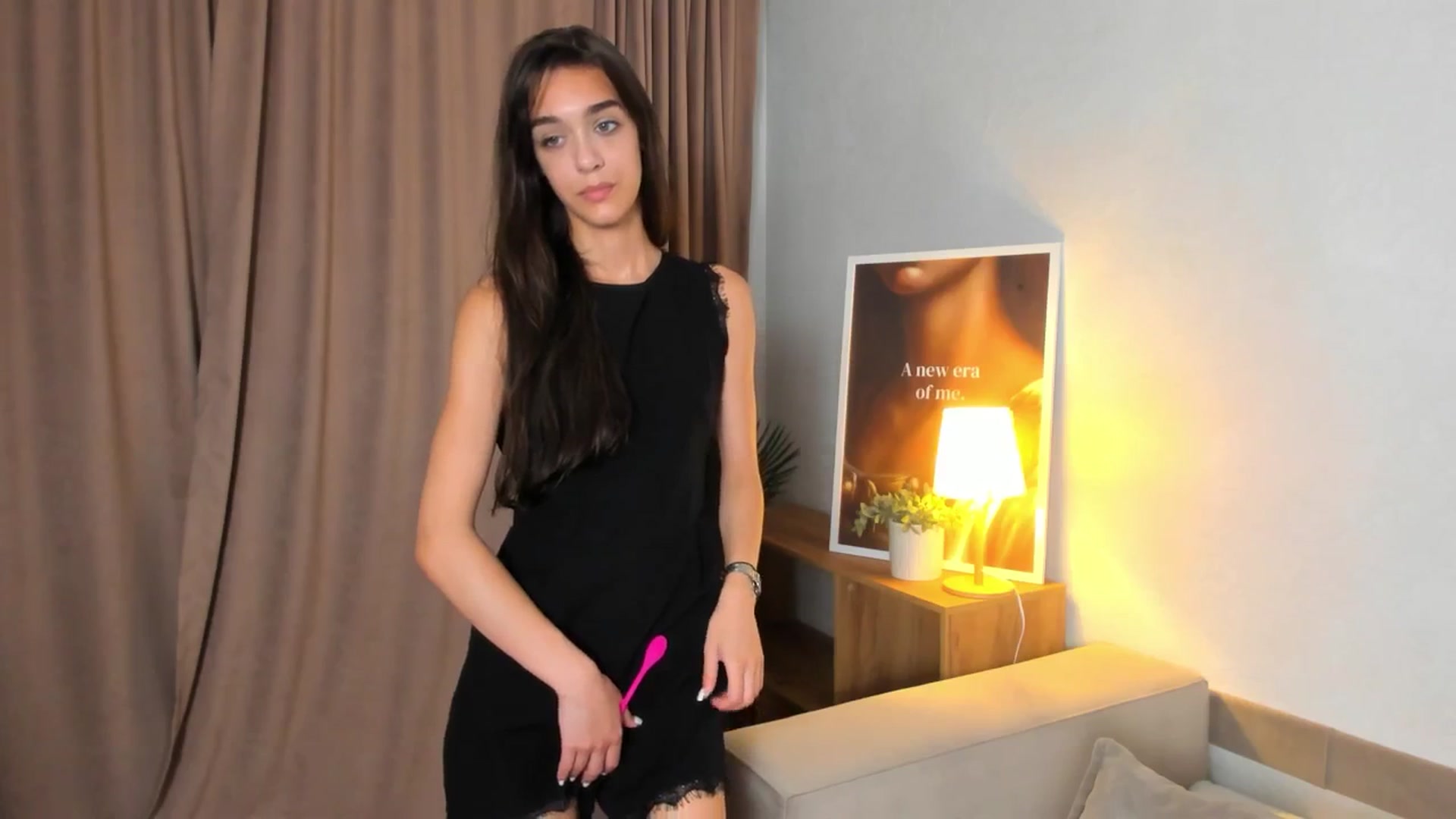 Gallery image thumbnail from Jeniferr_Star's myfreecams stream on, 07/12/2025, 01:35 image 4 of 20