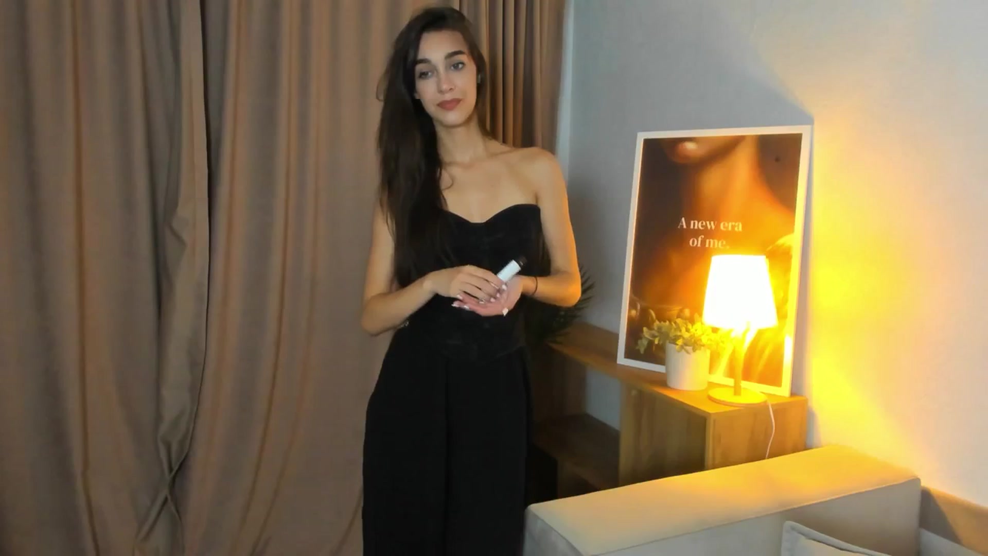 Gallery image thumbnail from Jeniferr_Star's myfreecams stream on, 07/12/2025, 21:02 image 10 of 20