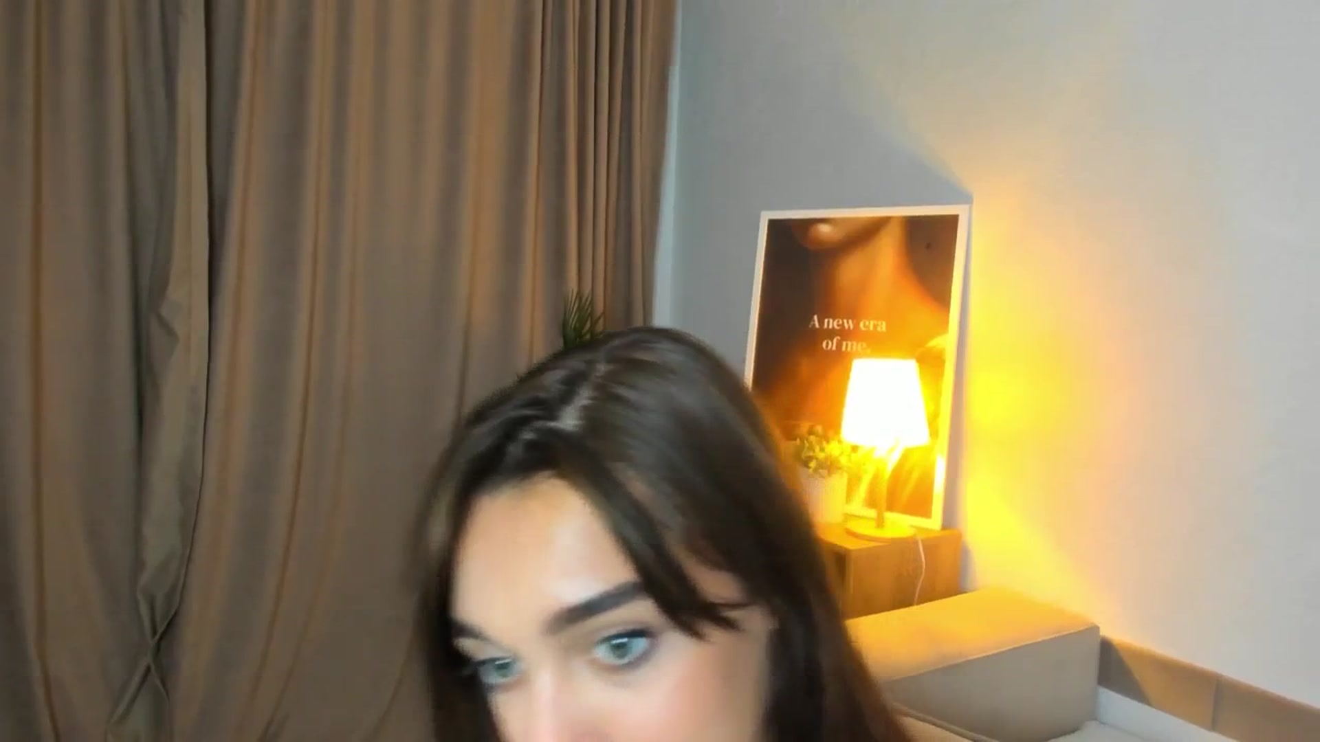 Gallery image thumbnail from Jeniferr_Star's myfreecams stream on, 07/13/2025, 01:45 image 17 of 20