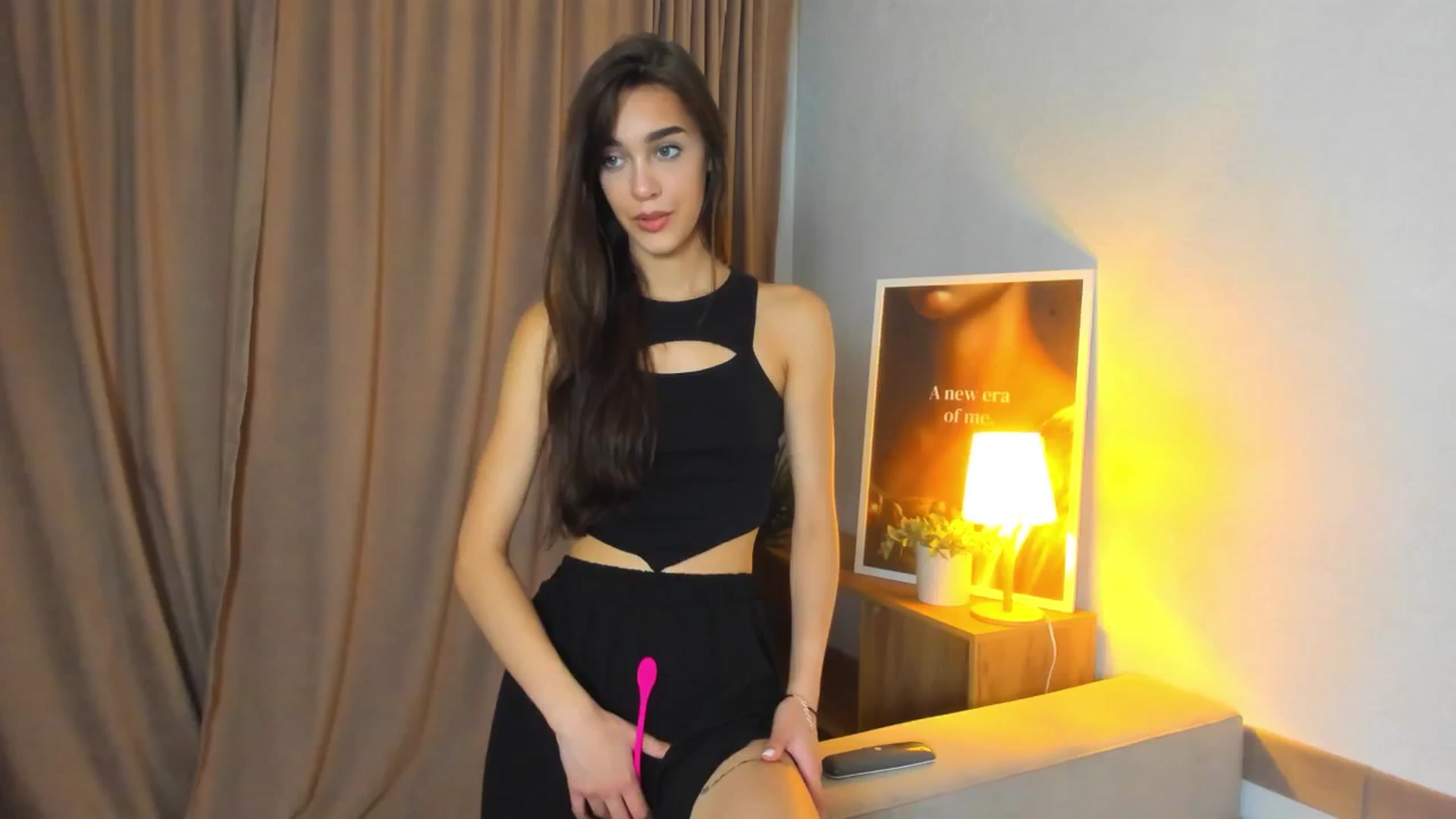 Gallery image thumbnail from Jeniferr_Star's myfreecams stream on, 07/14/2025, 21:14 image 11 of 20