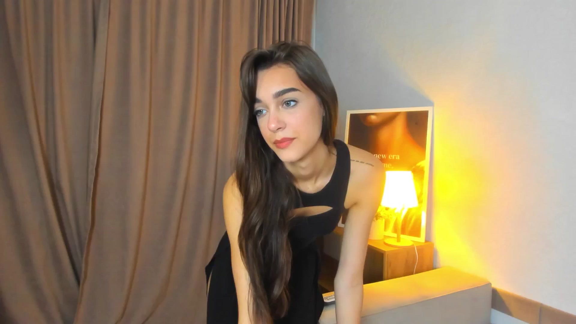 Gallery image thumbnail from Jeniferr_Star's myfreecams stream on, 07/14/2025, 21:14 image 4 of 20