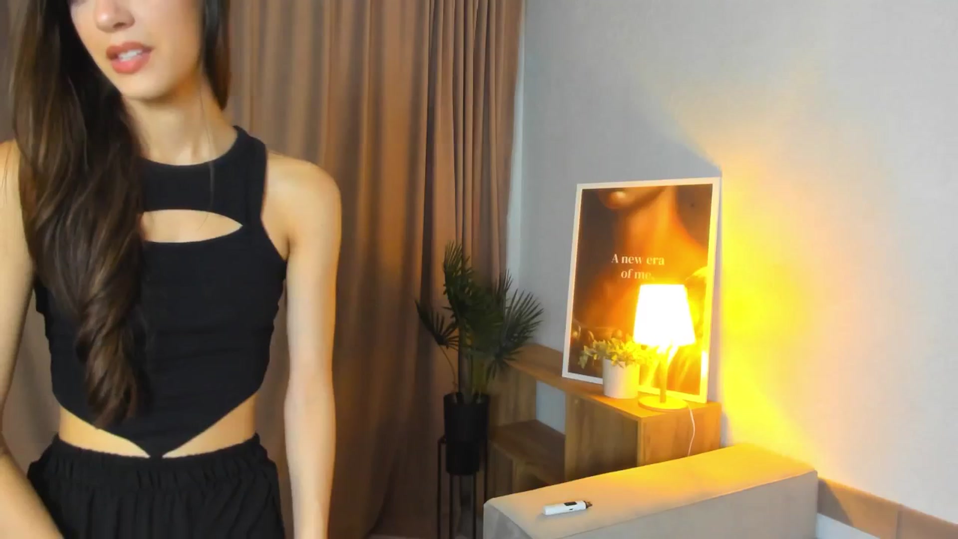 Gallery image thumbnail from Jeniferr_Star's myfreecams stream on, 07/14/2025, 21:14 image 18 of 20