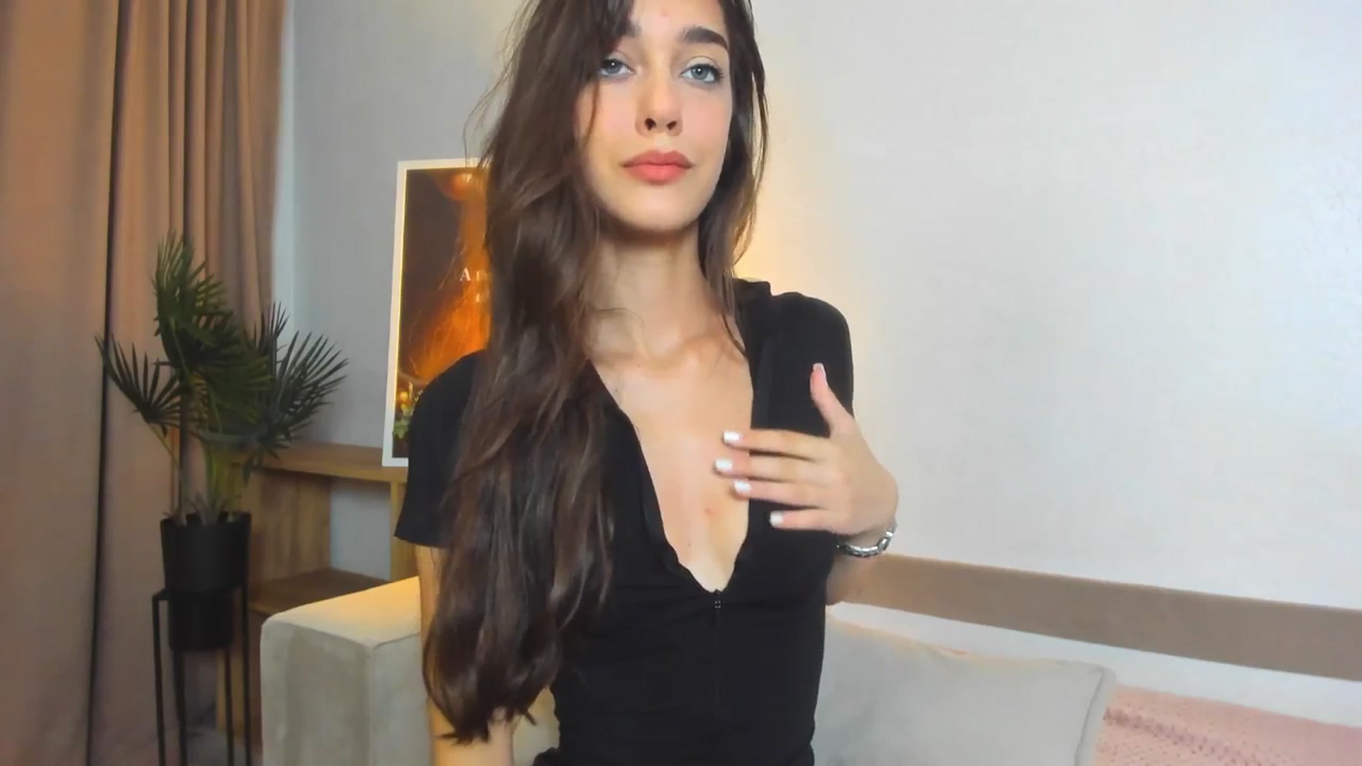 Gallery image thumbnail from Jeniferr_Star's myfreecams stream on, 07/17/2025, 21:52 image 18 of 20