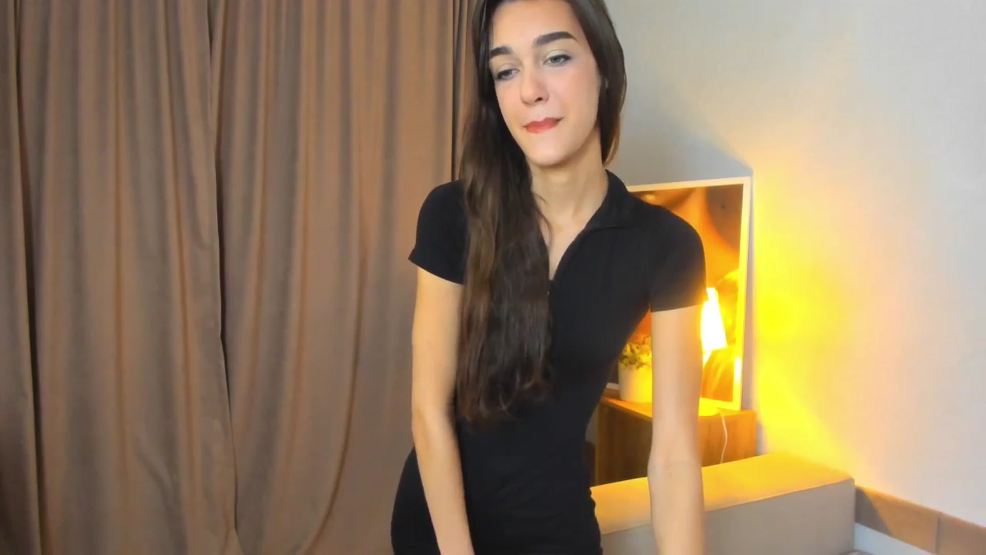 Gallery image thumbnail from Jeniferr_Star's myfreecams stream on, 07/17/2025, 21:52 image 4 of 20
