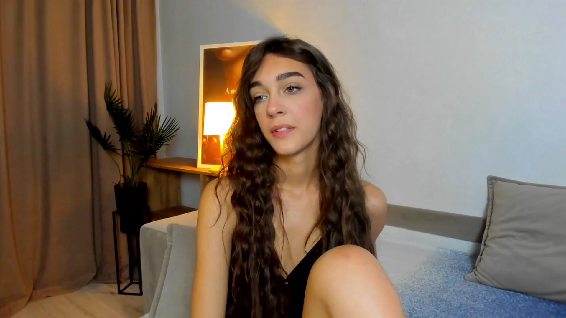 Gallery image thumbnail from Jeniferr_Star's myfreecams stream on, 07/27/2025, 21:02 image 7 of 20